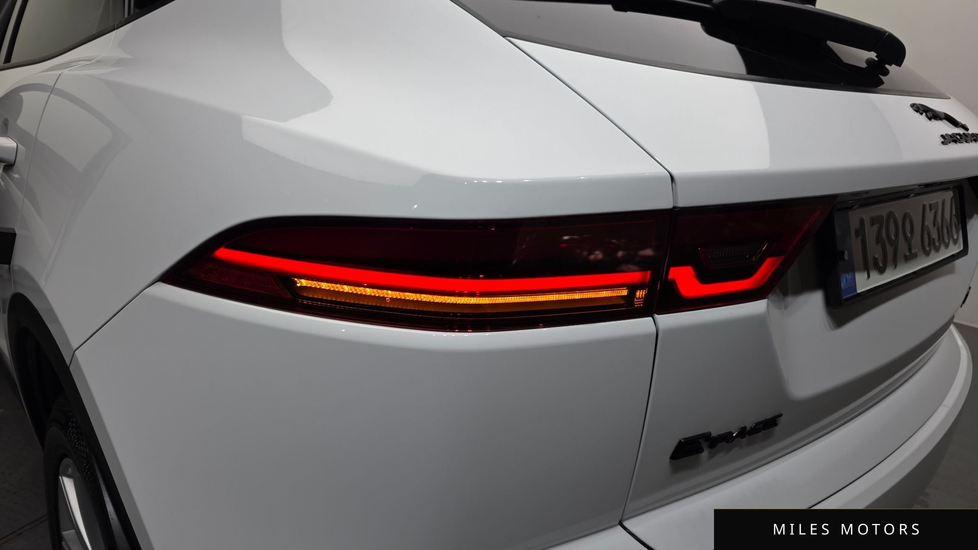 Jaguar E-PACE 2018 — миниатюра 9