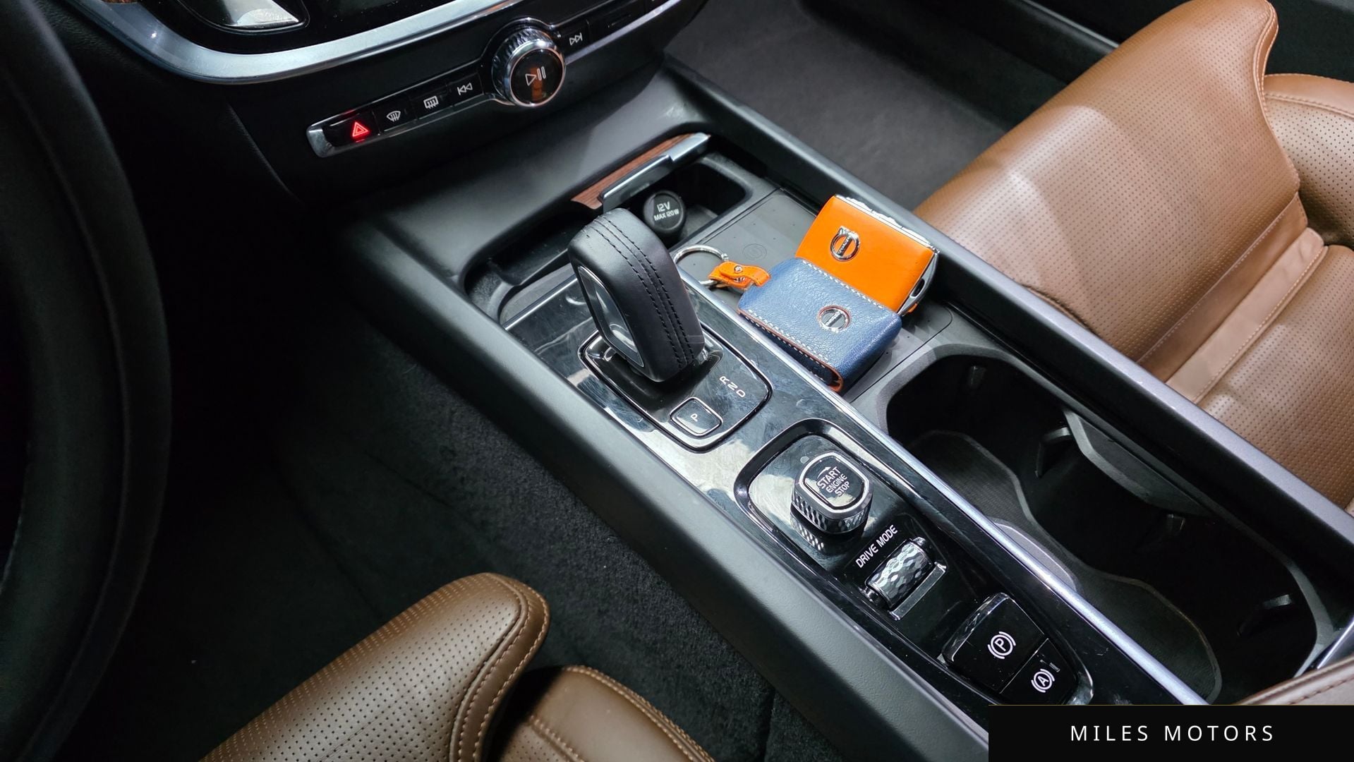 Volvo V60 크로스컨트리 2021 — миниатюра 12