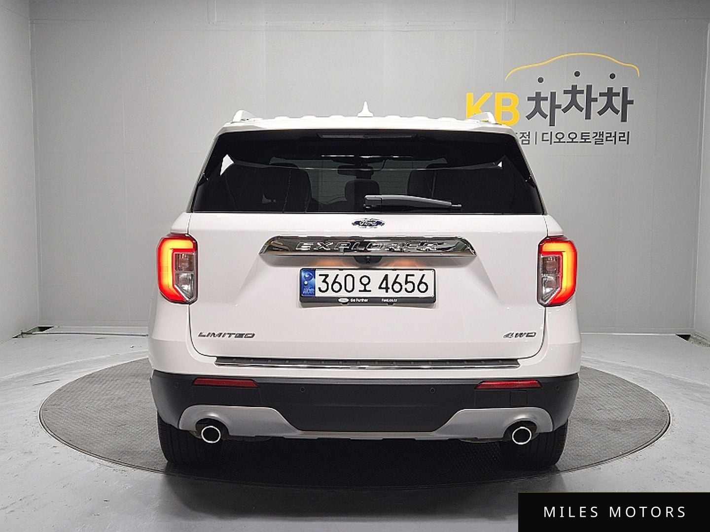 Ford Explorer 2022 — миниатюра 5