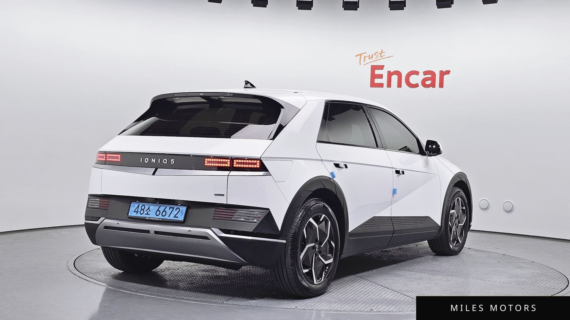 Hyundai Ioniq5 2022 — миниатюра 2