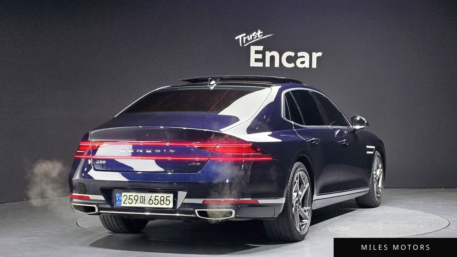 Genesis G90 (RS4) 2022 — миниатюра 2