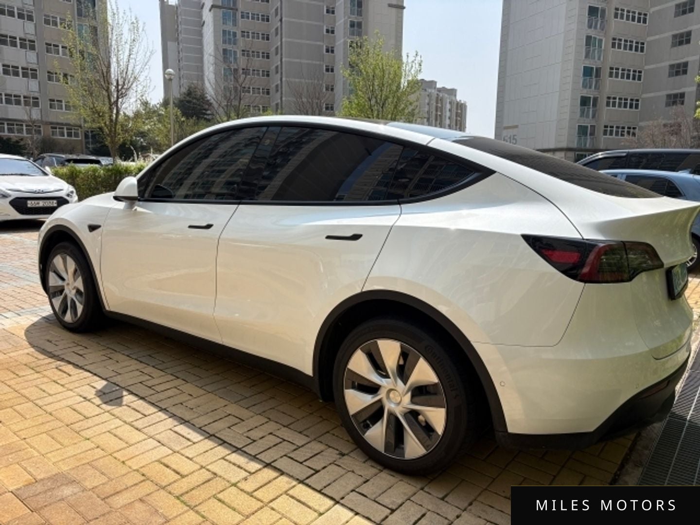 Tesla Model Y 2022 — миниатюра 4