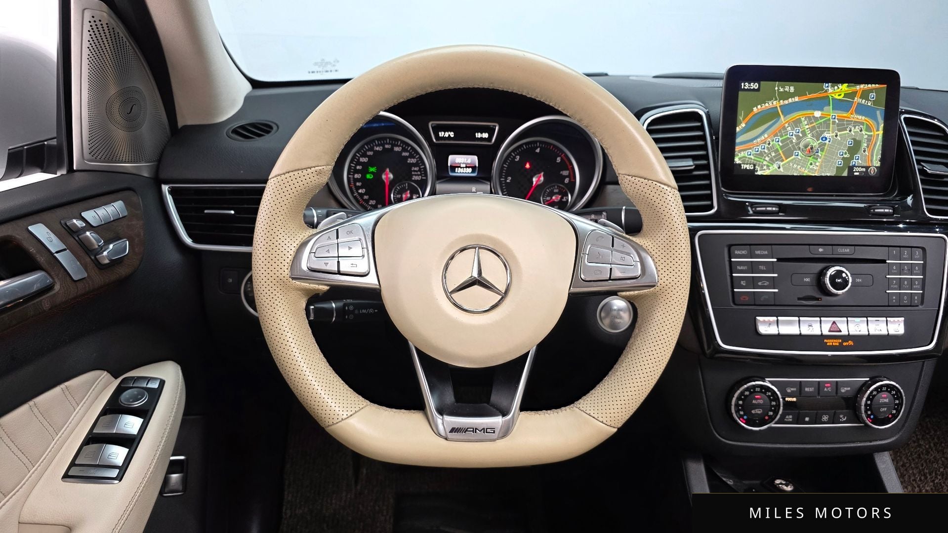 Mercedes-Benz GLE-Class W166 2016 — миниатюра 12