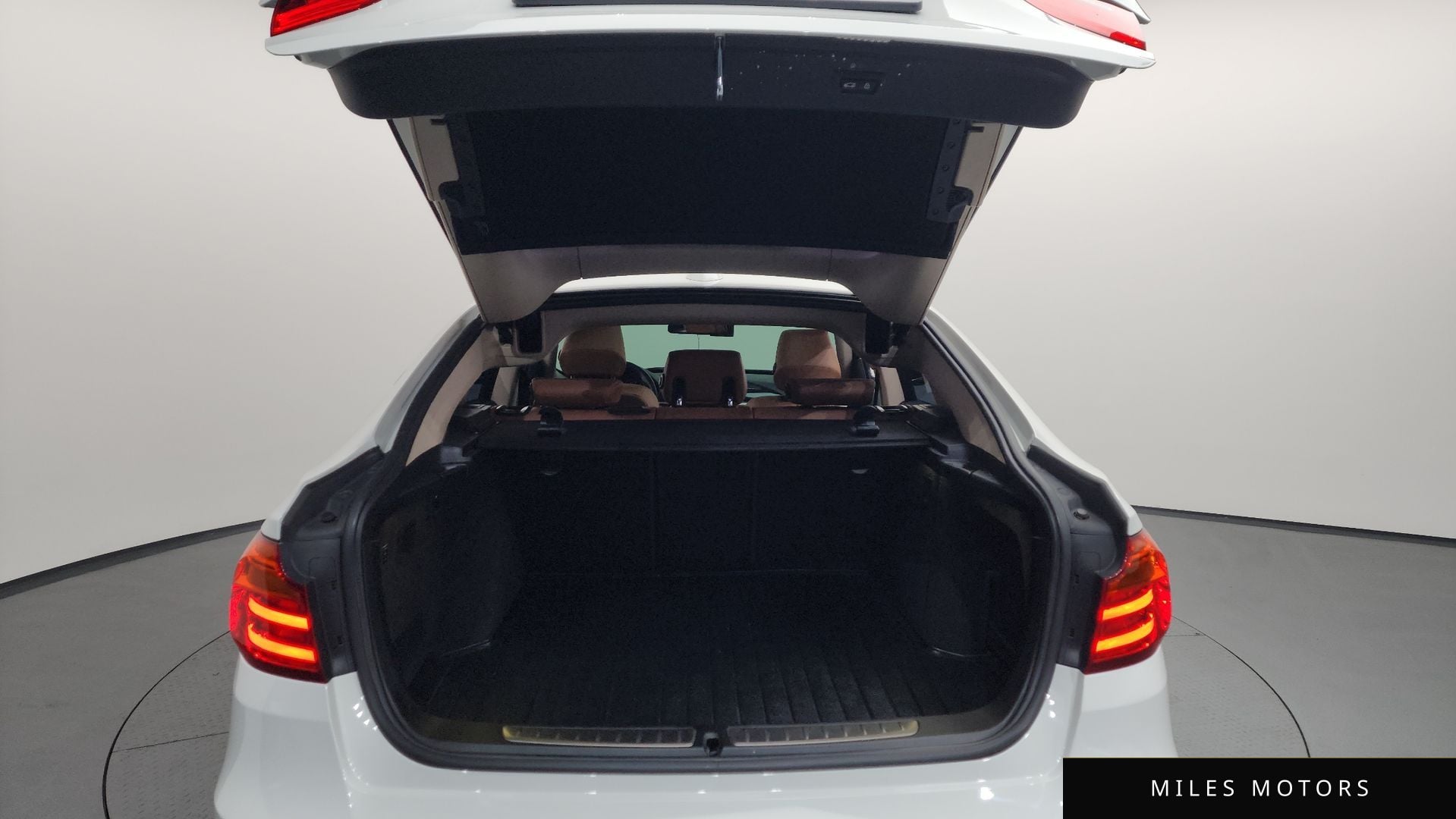 BMW 3시리즈 GT (F34) 2014 — миниатюра 20
