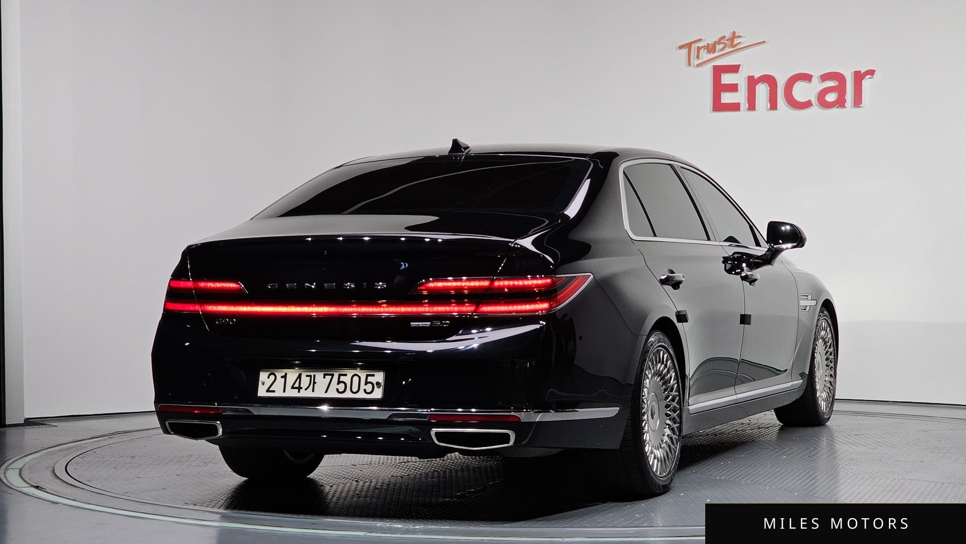 Genesis G90 2019 — миниатюра 2