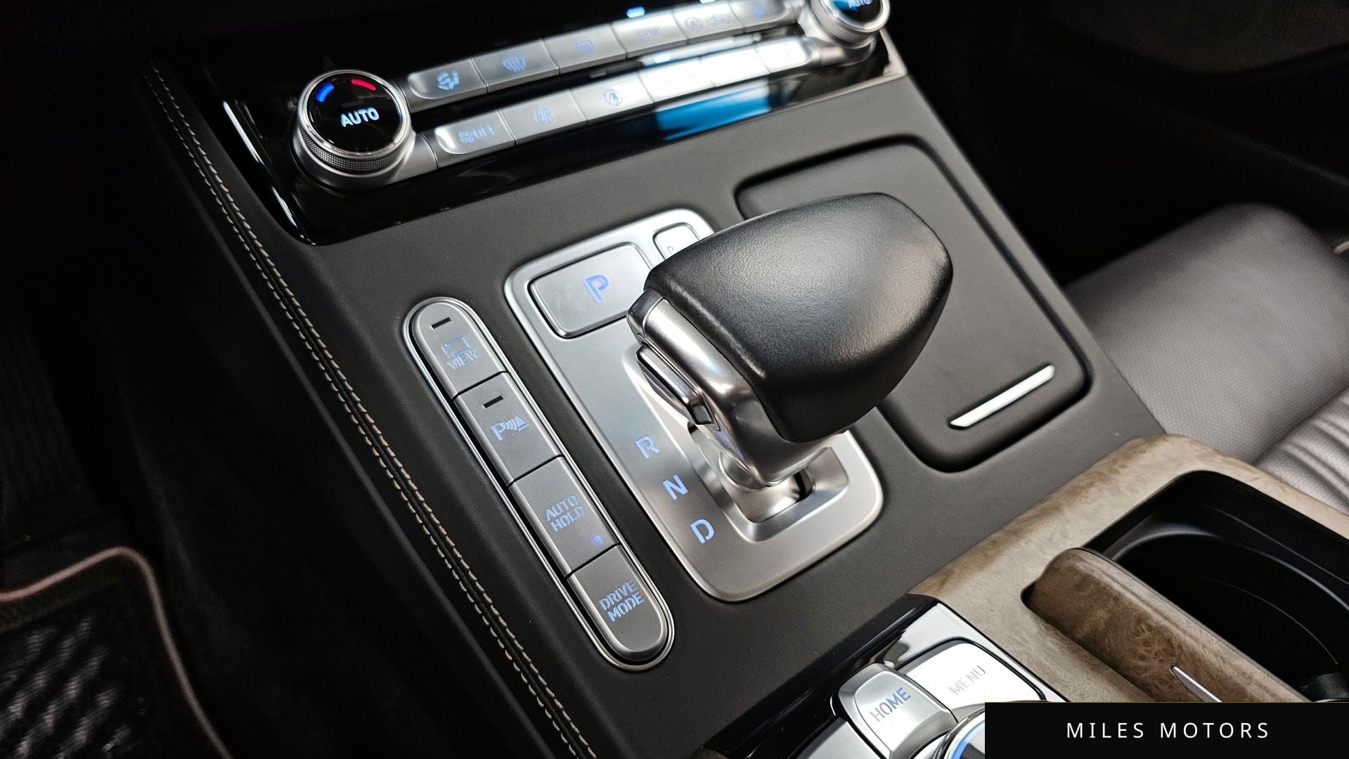 Genesis G90 2019 — миниатюра 12