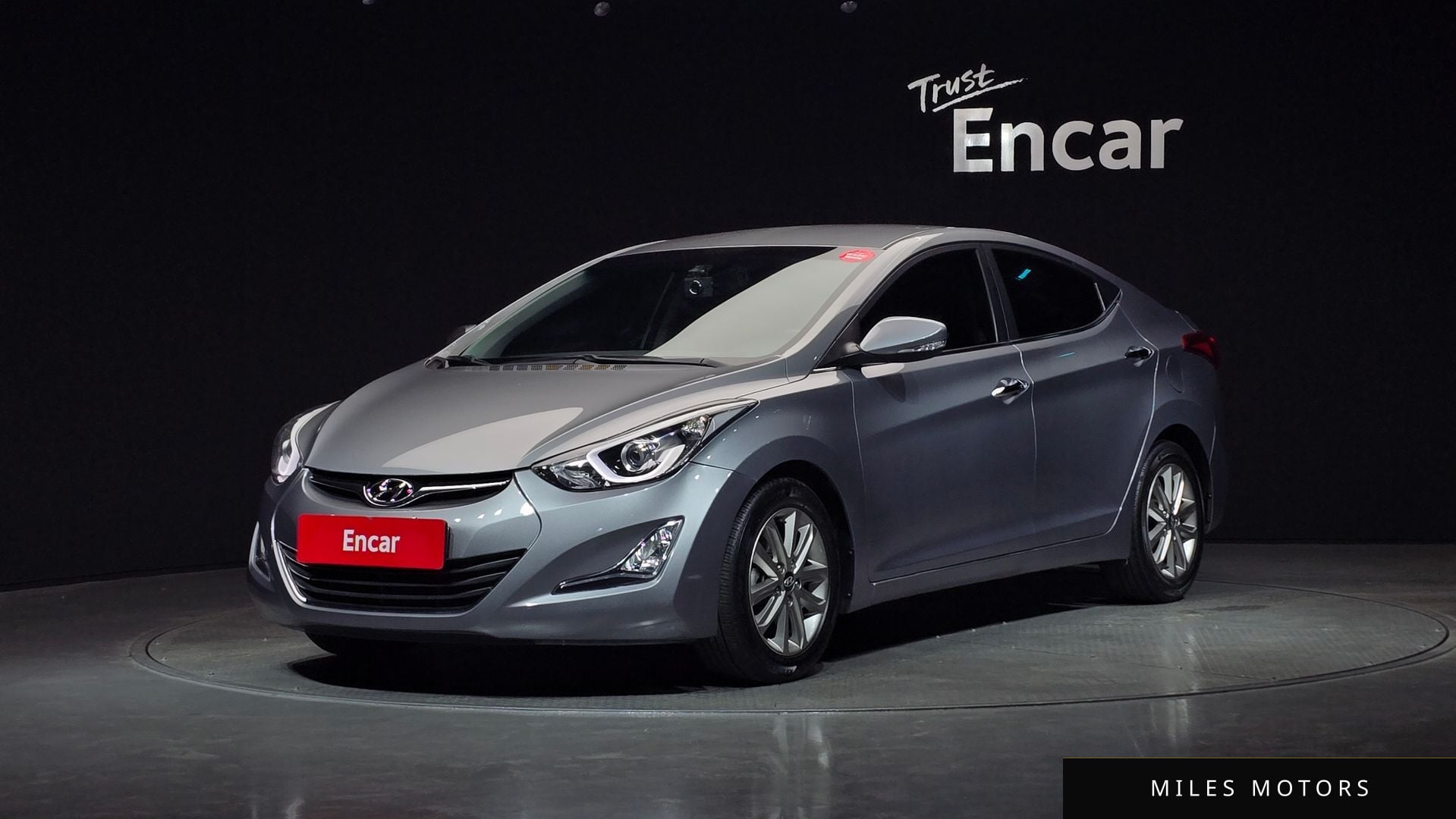 Hyundai AVANTE 2015 — фото 1 из 12
