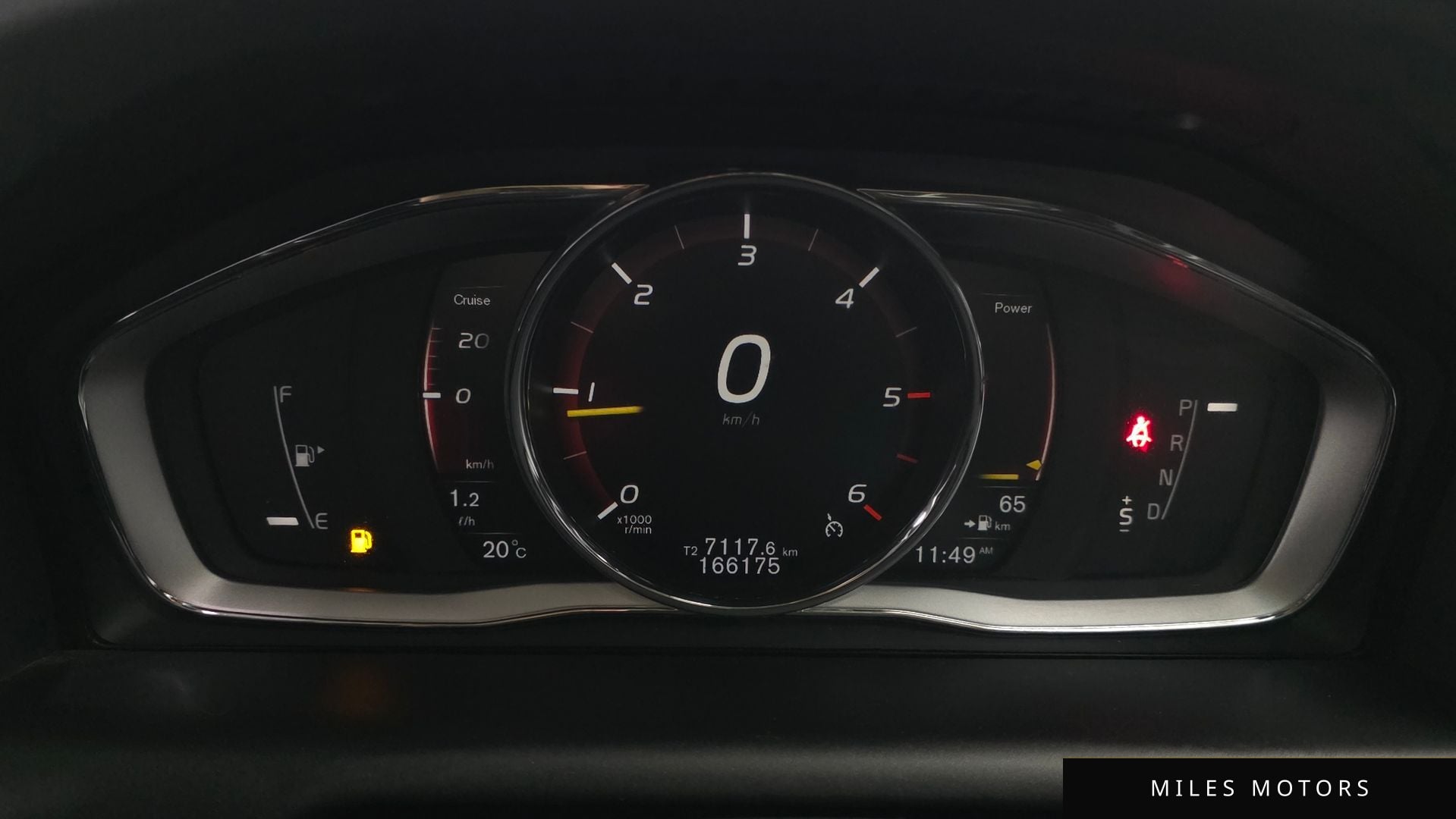 Volvo XC60 2017 — миниатюра 8