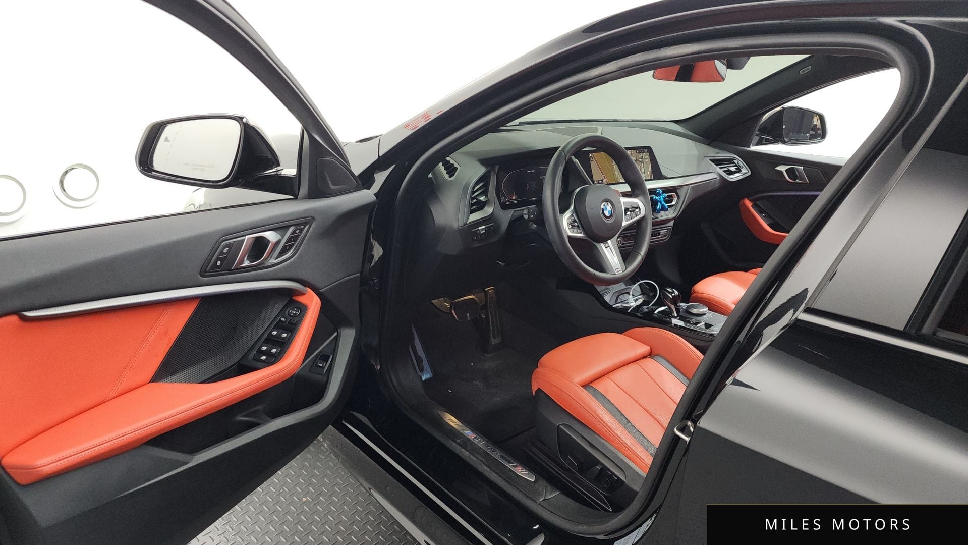 BMW 1 Series (F40) 2024 — миниатюра 10