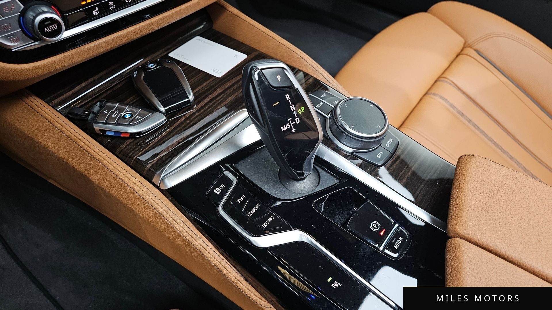 BMW 5시리즈 (G30) 2021 — миниатюра 9