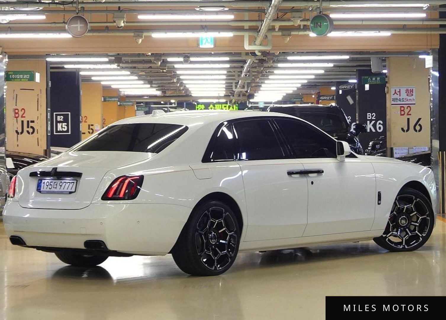 Rolls-Royce 고스트 2025 — миниатюра 3