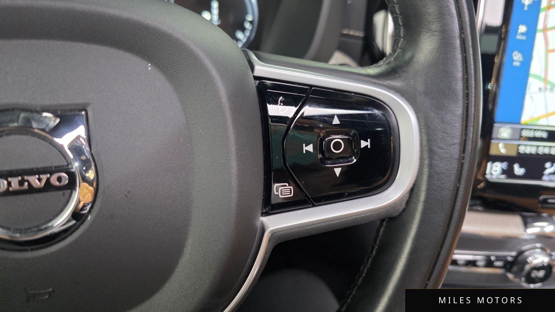 Volvo XC60 2020 — миниатюра 34