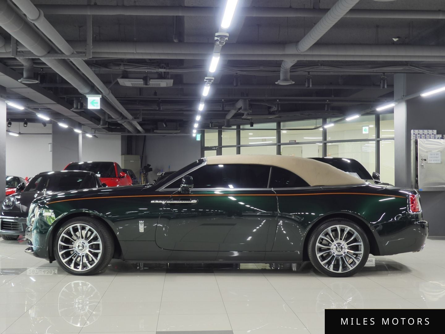 Rolls-Royce Dawn 2018 — миниатюра 2