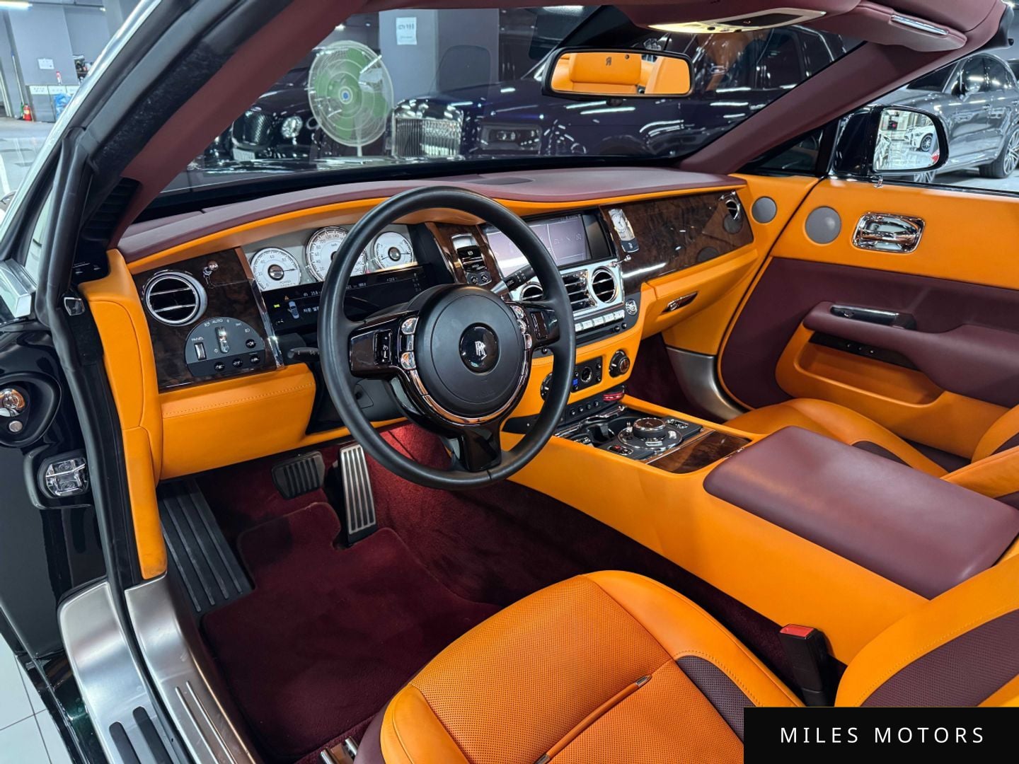Rolls-Royce Dawn 2018 — миниатюра 8