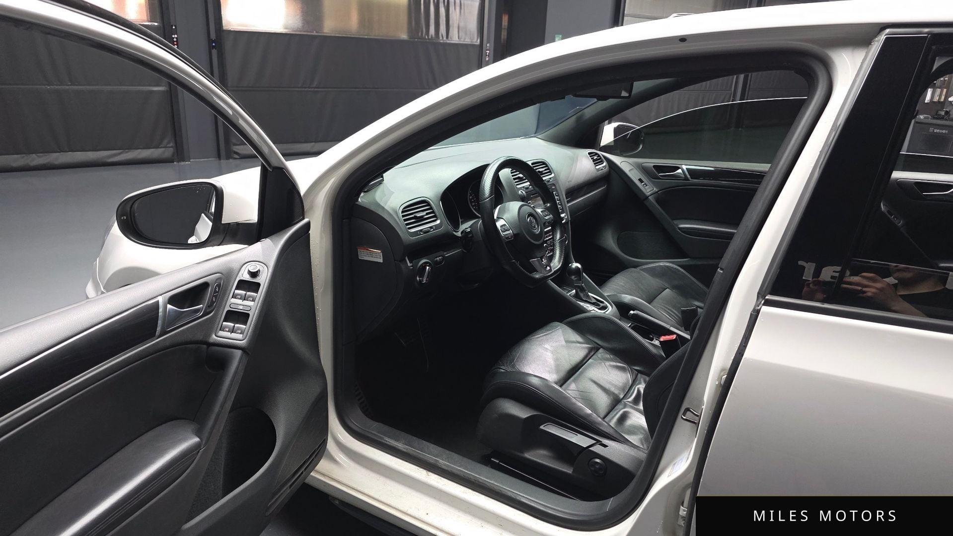 Volkswagen 골프 2010 — миниатюра 10