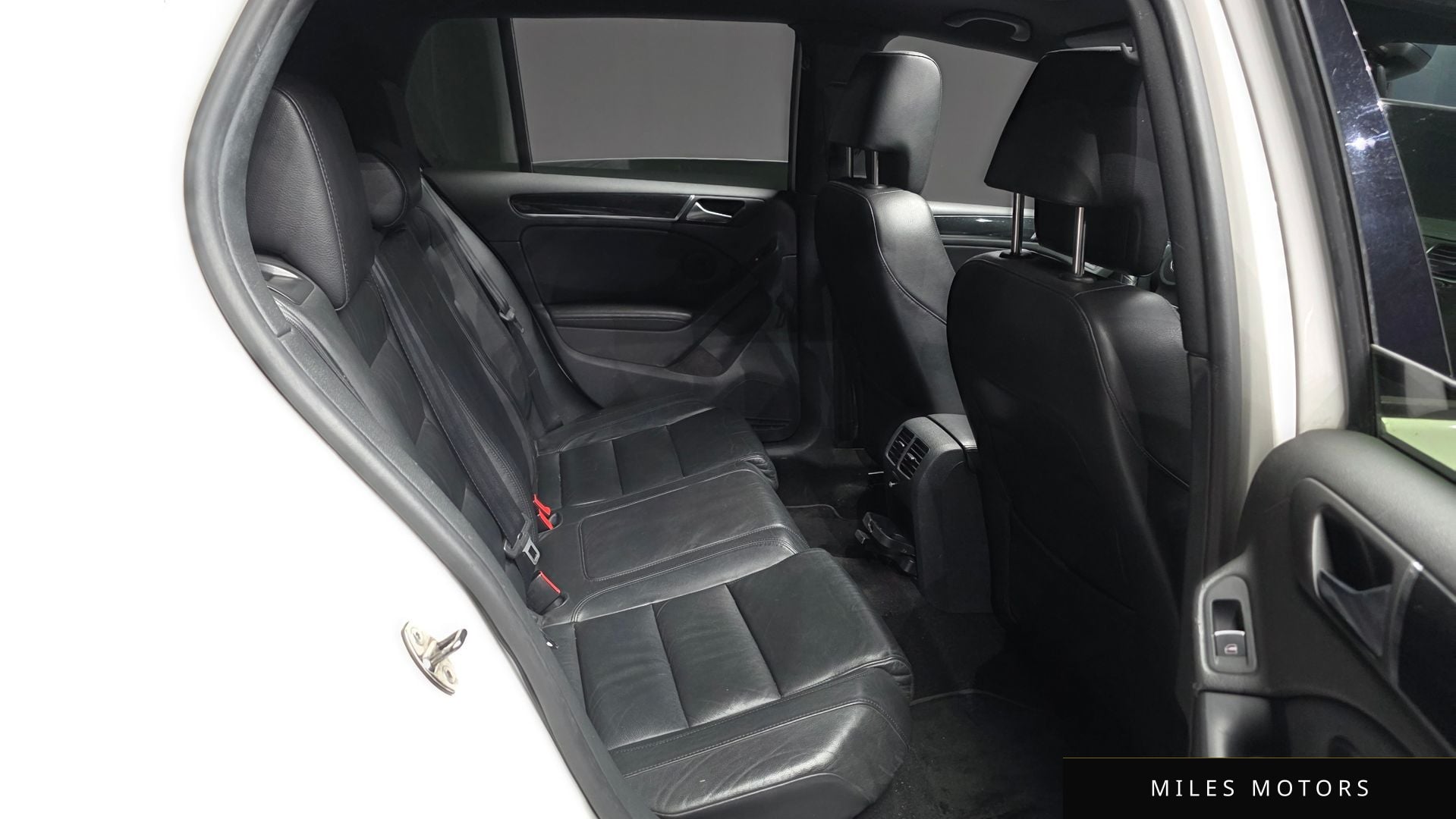 Volkswagen 골프 2010 — миниатюра 12