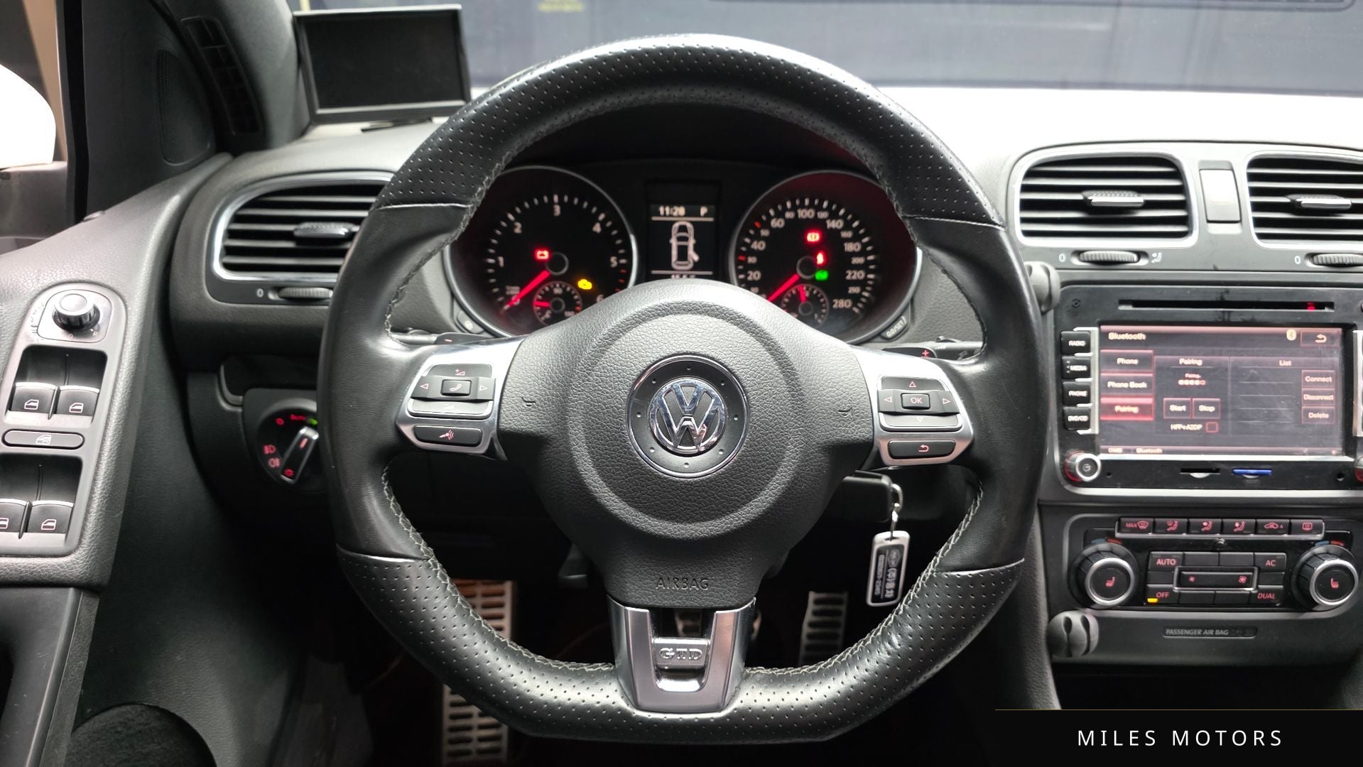 Volkswagen 골프 2010 — миниатюра 13