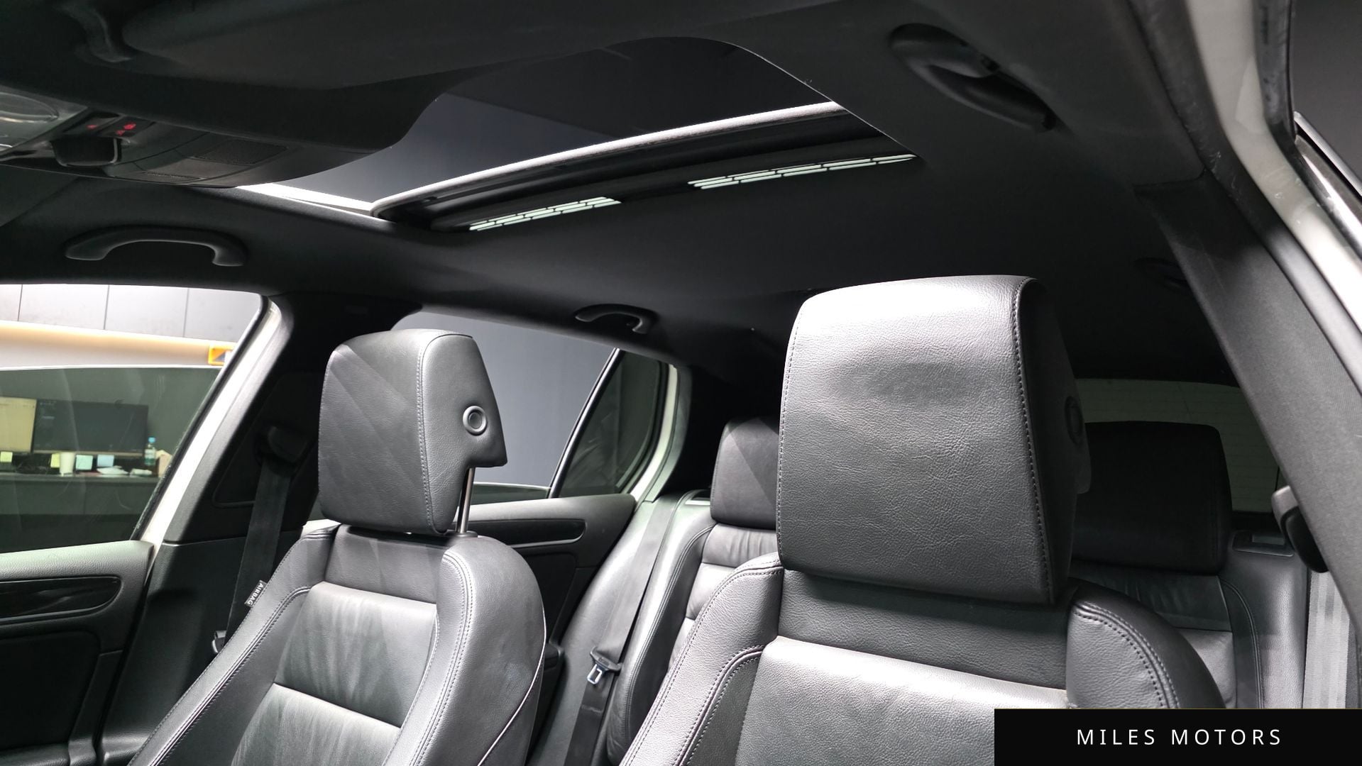 Volkswagen 골프 2010 — миниатюра 19