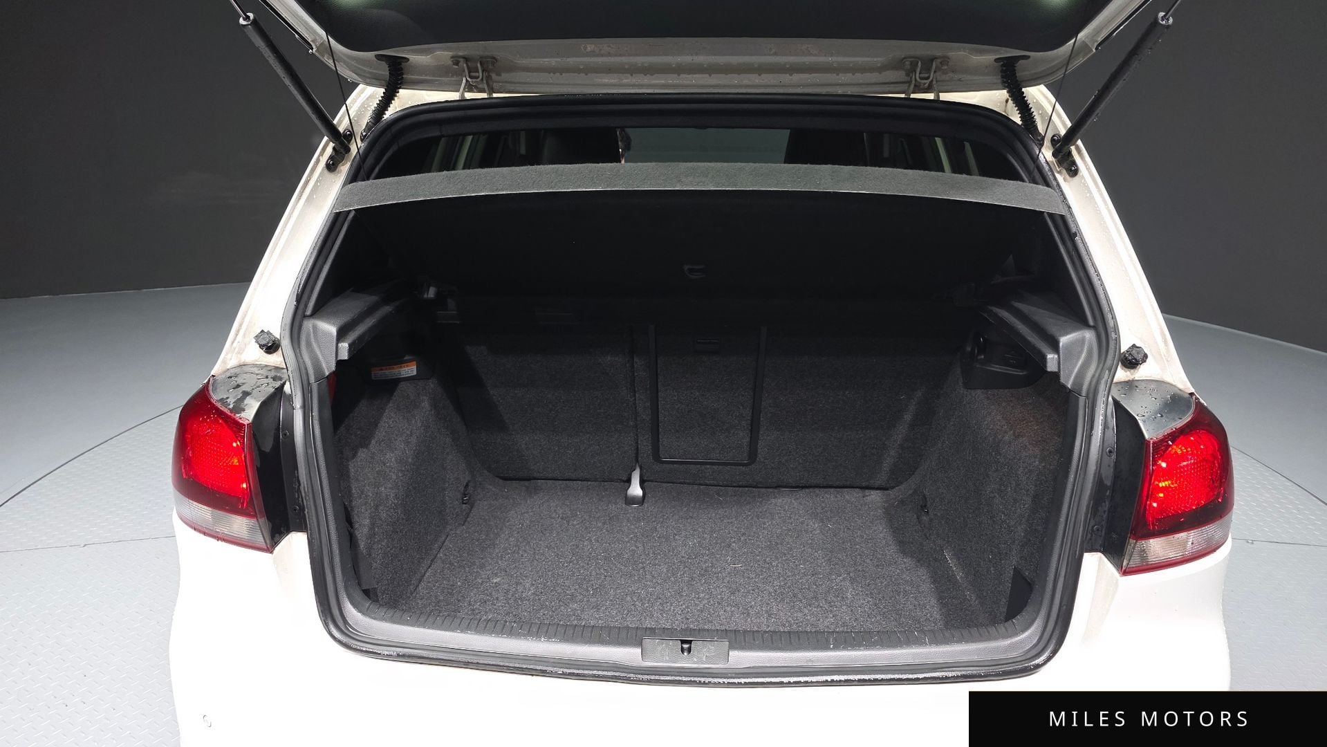 Volkswagen 골프 2010 — миниатюра 20