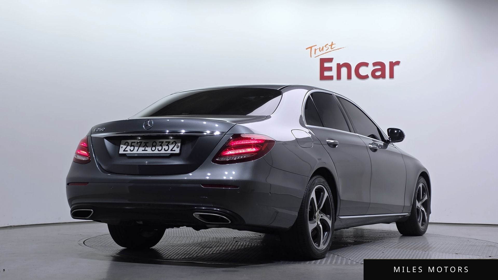 Mercedes-Benz E-Class W213 2020 — миниатюра 2