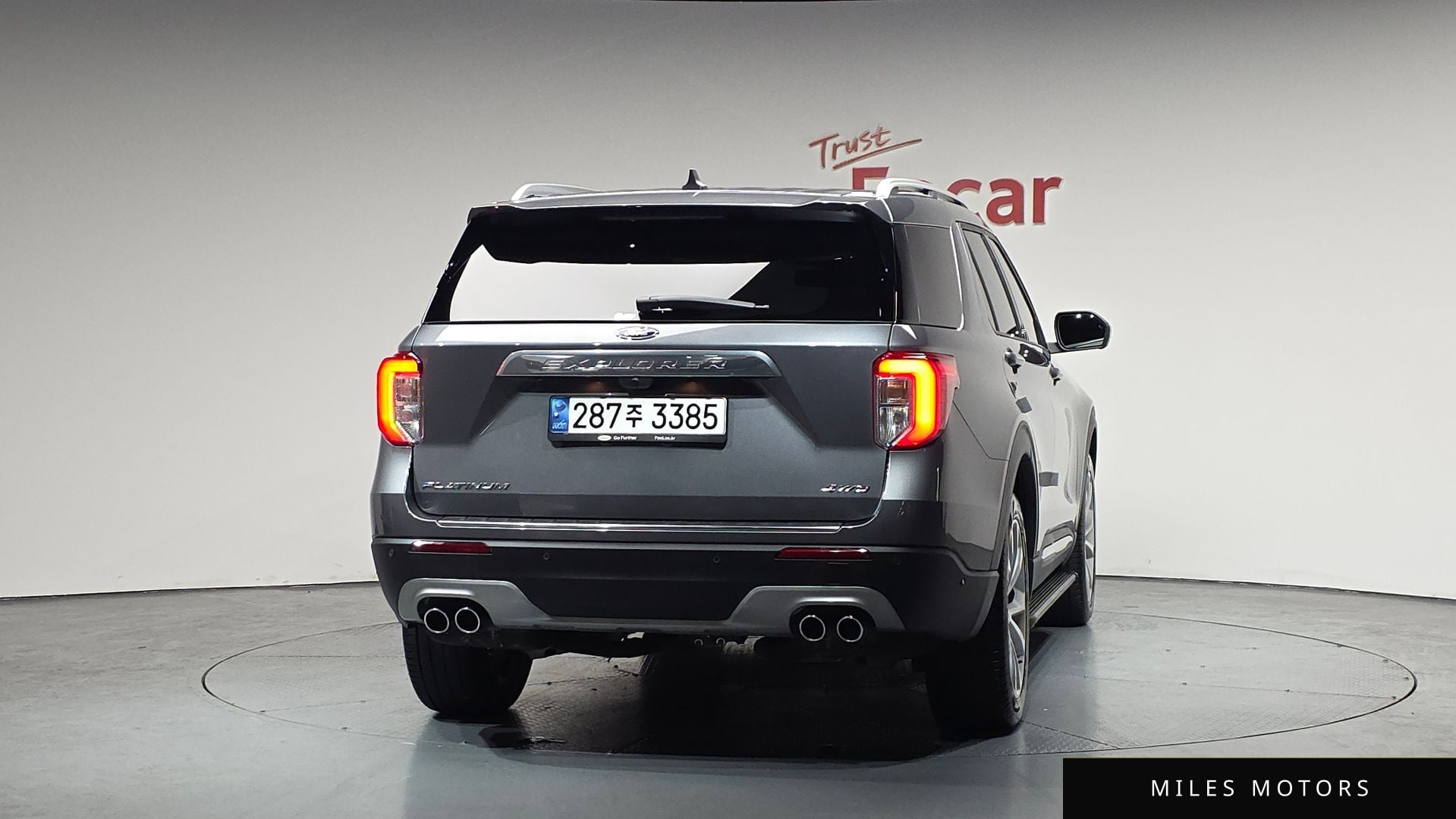 Ford Explorer 2022 — миниатюра 3