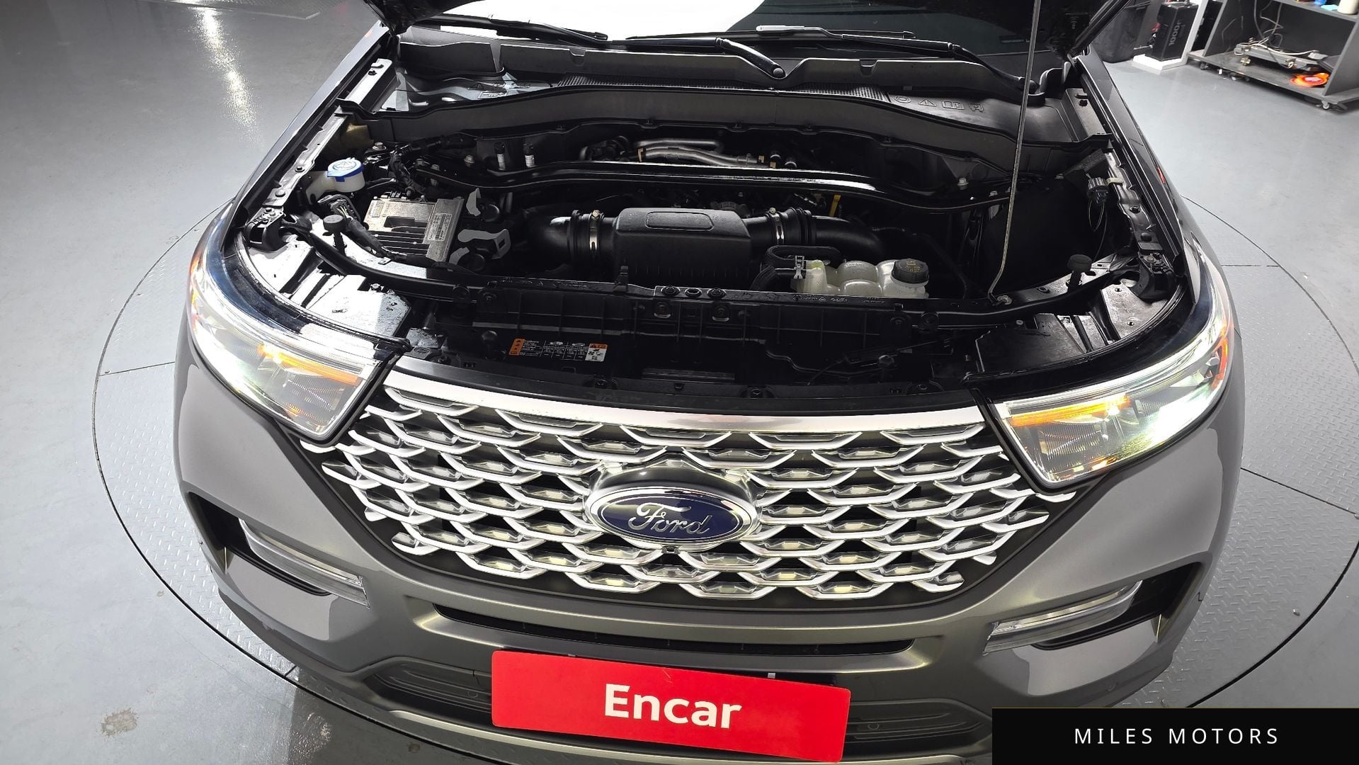Ford Explorer 2022 — миниатюра 5