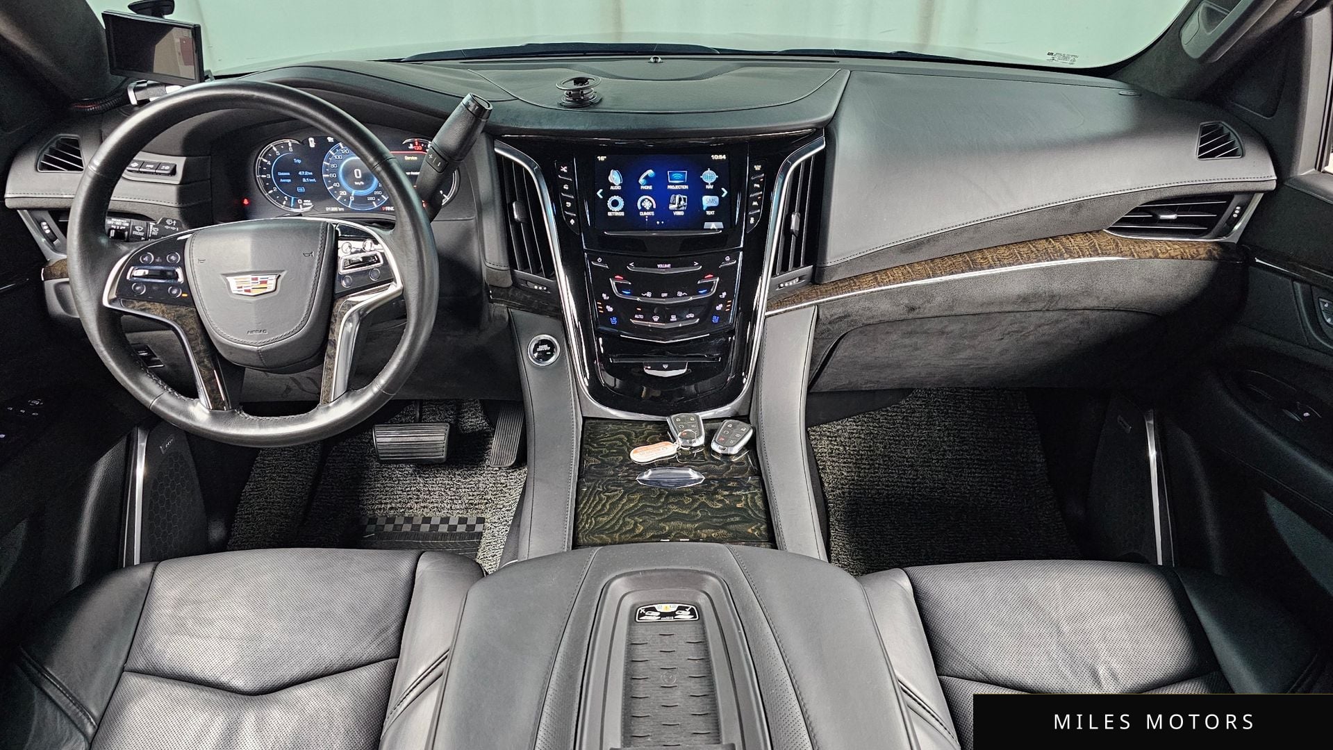 Cadillac Escalade 2016 — миниатюра 7