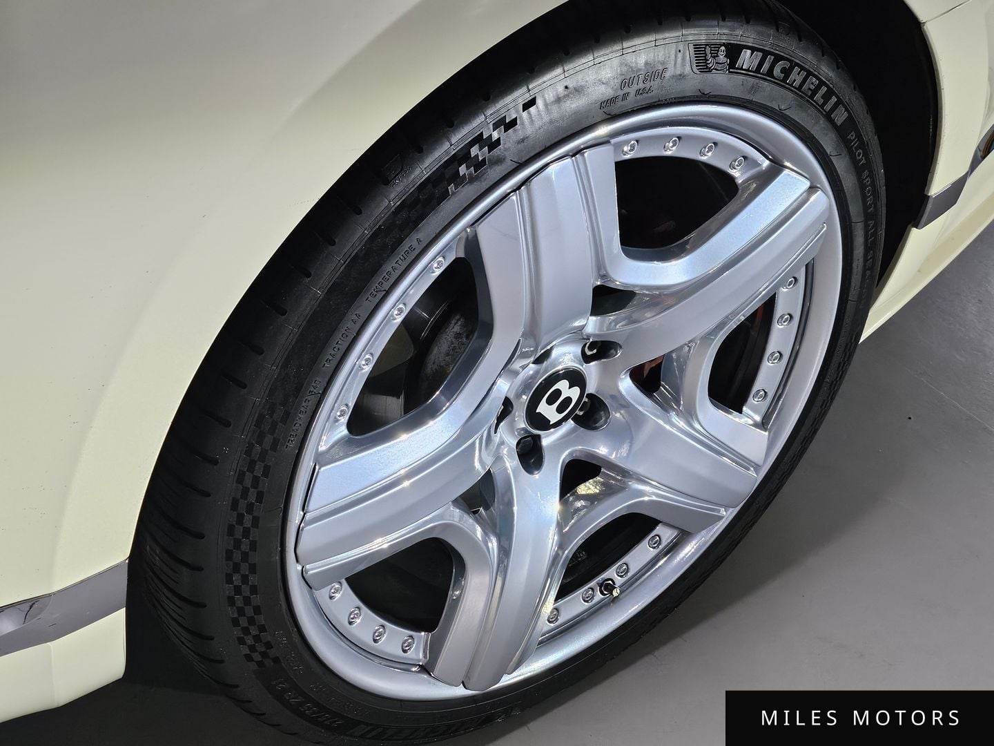 Bentley 컨티넨탈 GT 2013 — миниатюра 7