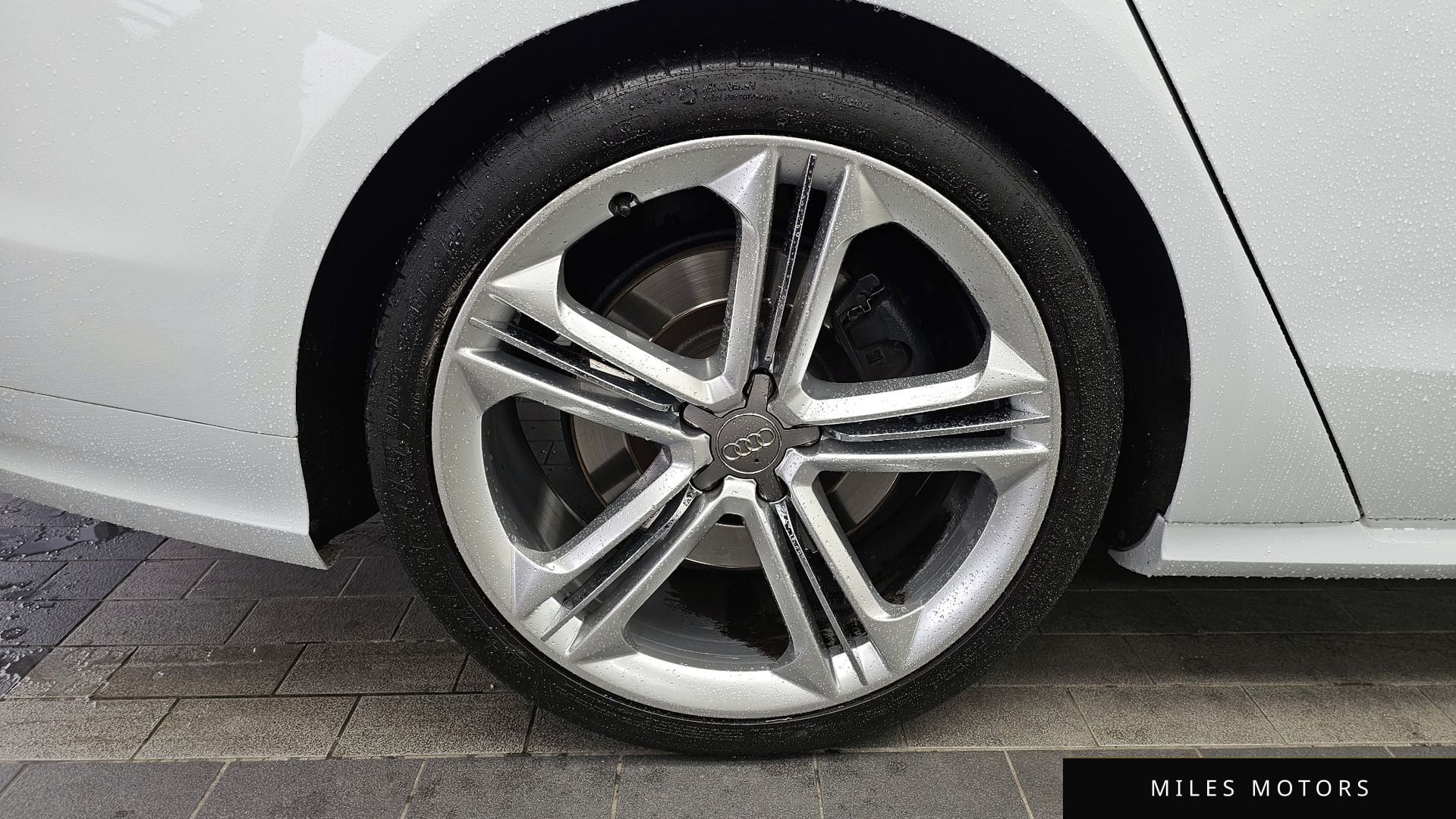 Audi S8 2015 — миниатюра 5