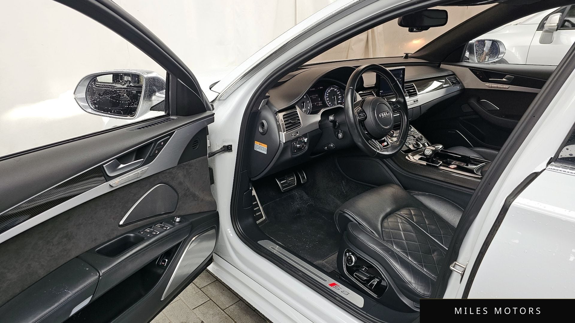 Audi S8 2015 — миниатюра 10