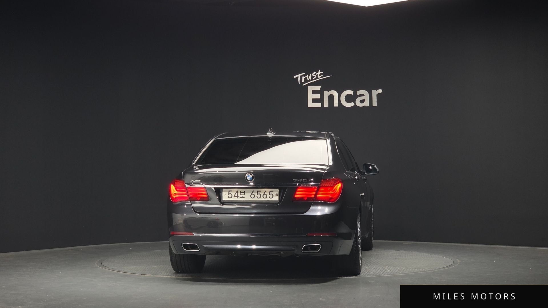 BMW 7 Series (F01) 2015 — миниатюра 4