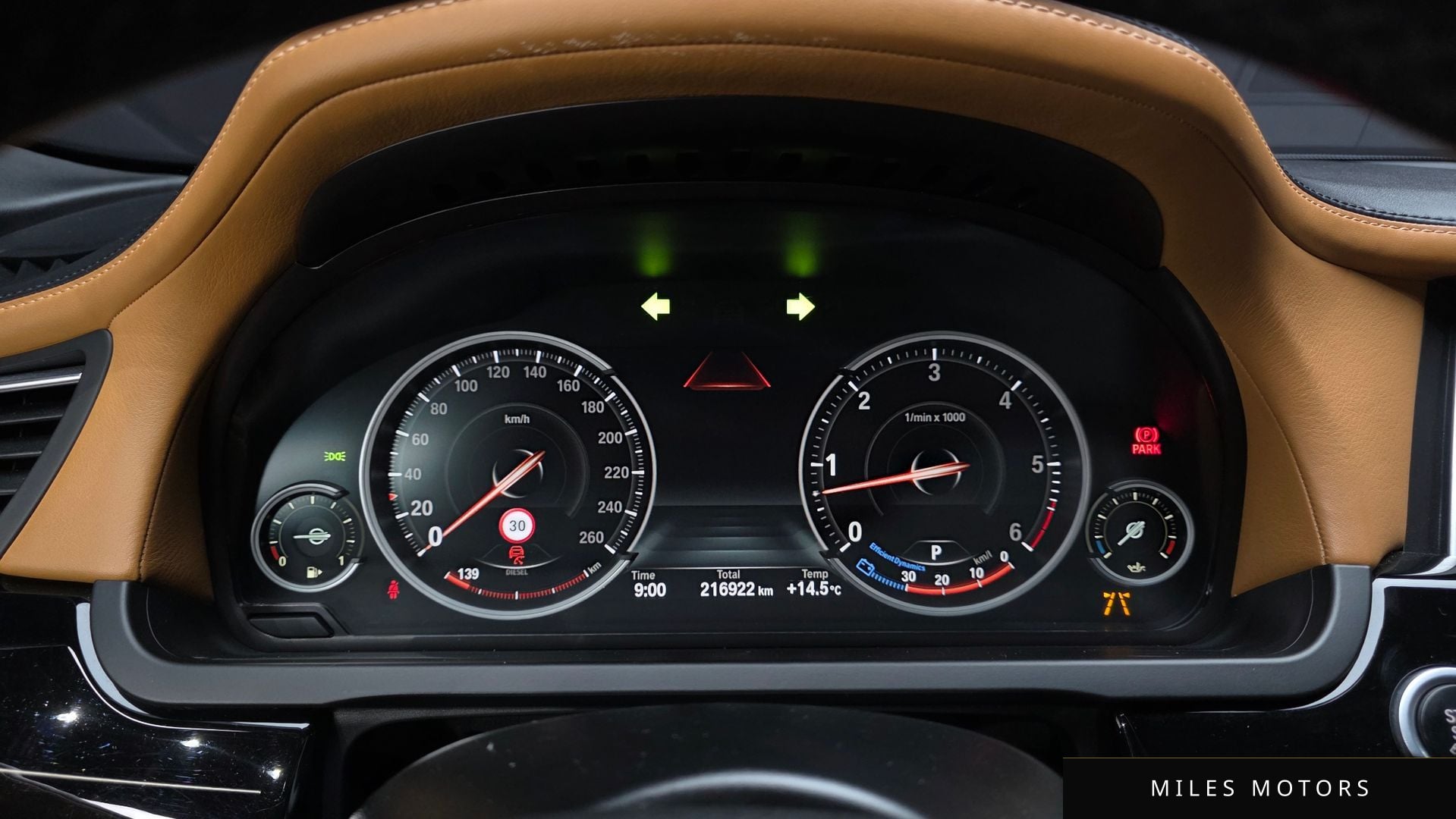 BMW 7 Series (F01) 2015 — миниатюра 8