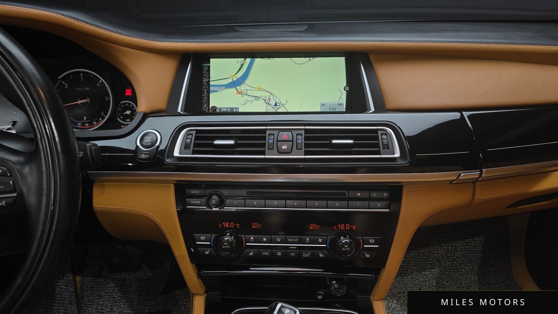 BMW 7 Series (F01) 2015 — миниатюра 14
