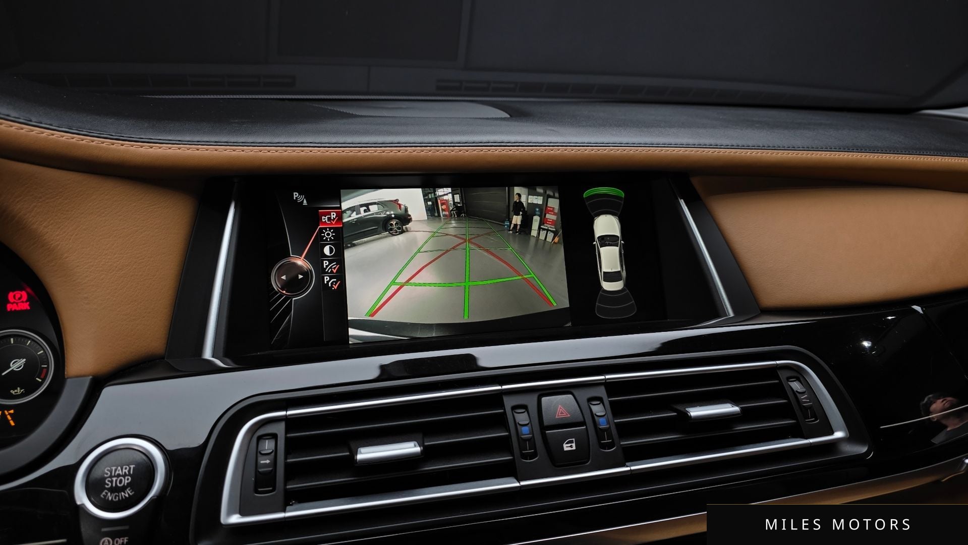 BMW 7 Series (F01) 2015 — миниатюра 15