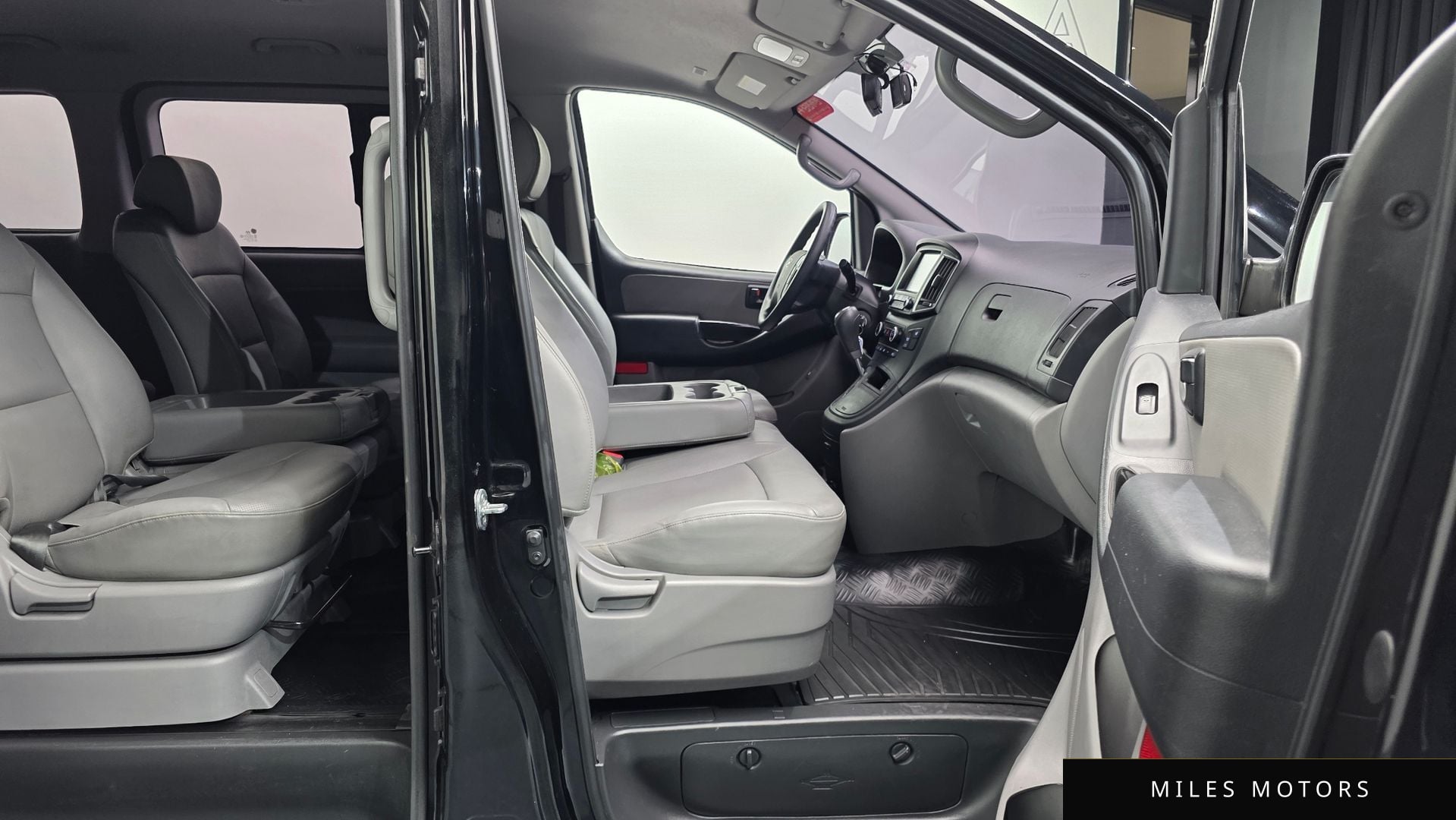 Hyundai Starex 2017 — миниатюра 17
