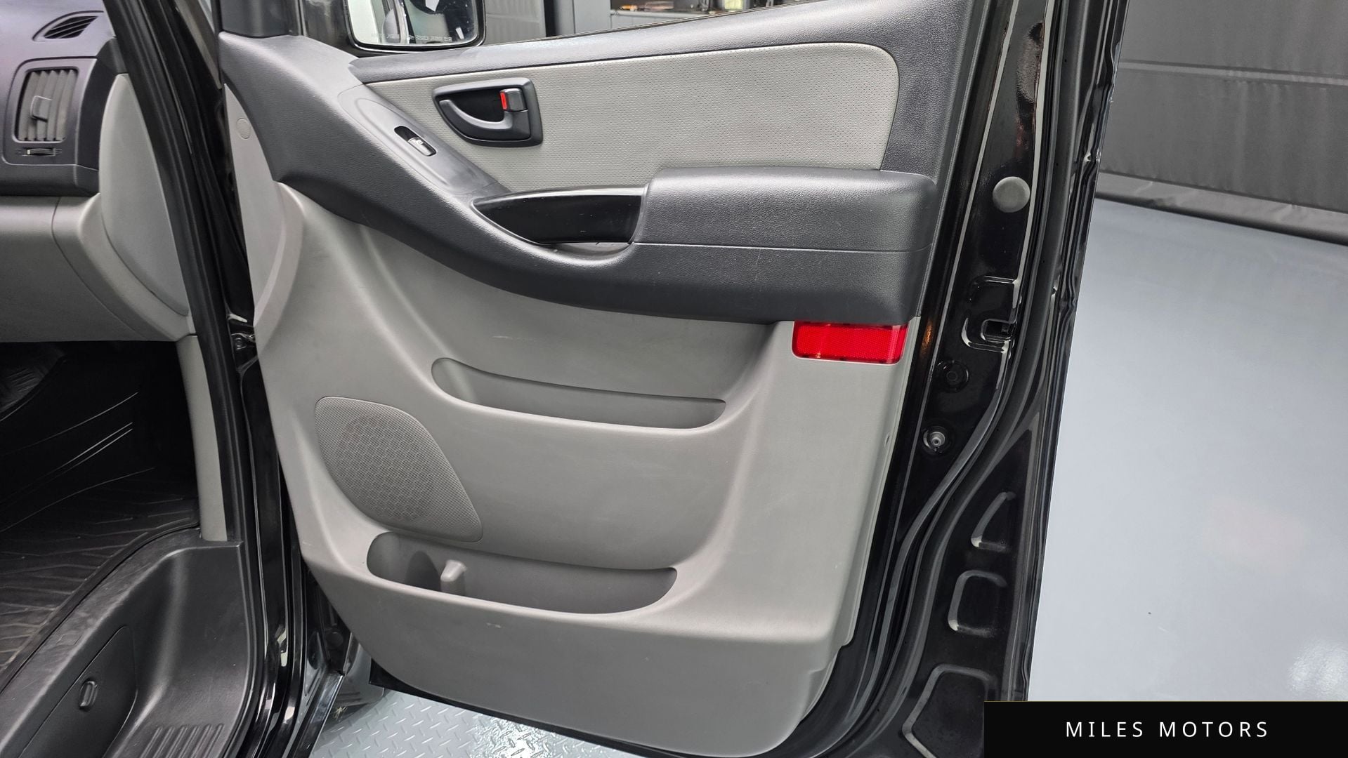 Hyundai Starex 2017 — миниатюра 13