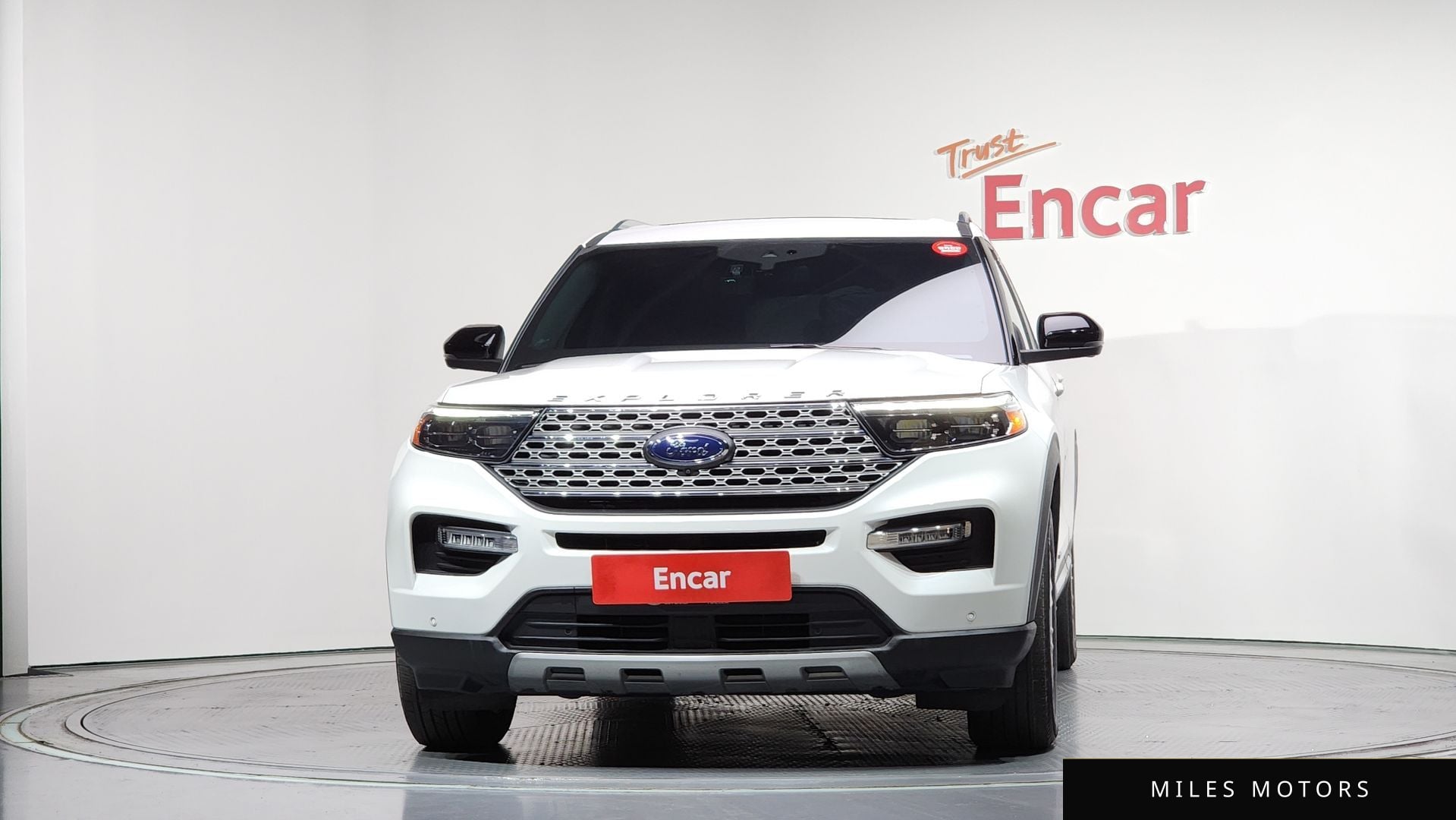 Ford Explorer 2022 — миниатюра 3