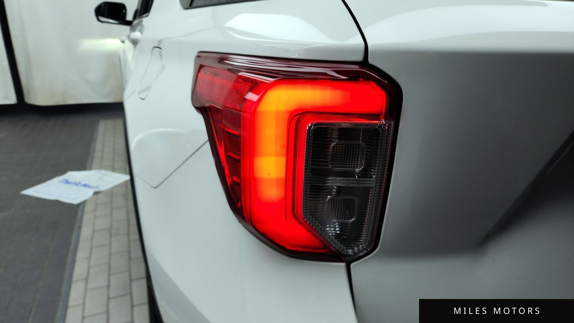 Ford Explorer 2022 — миниатюра 9