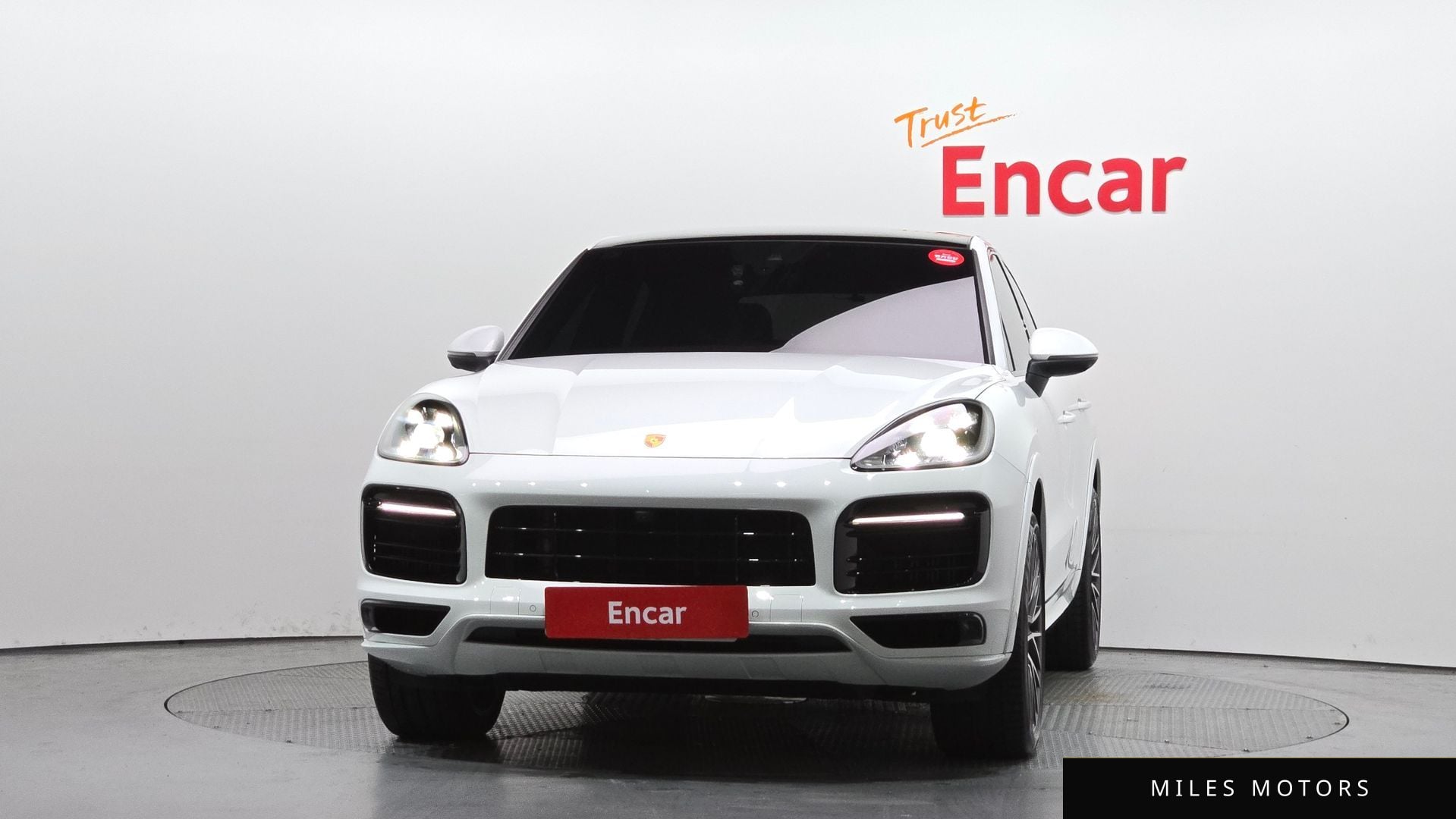 Porsche Cayenne 2020 — миниатюра 3