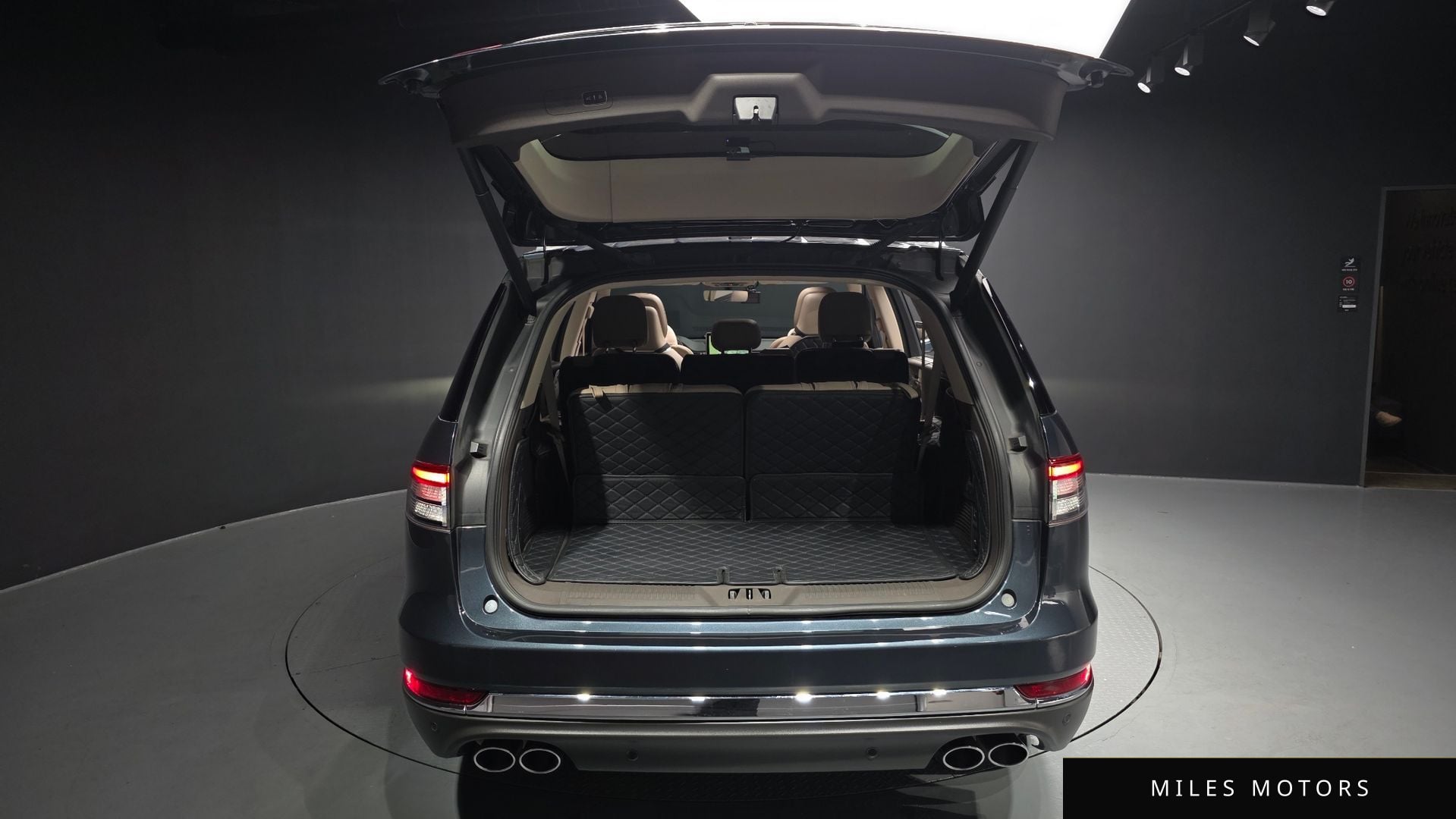 Lincoln Aviator 2022 — миниатюра 20