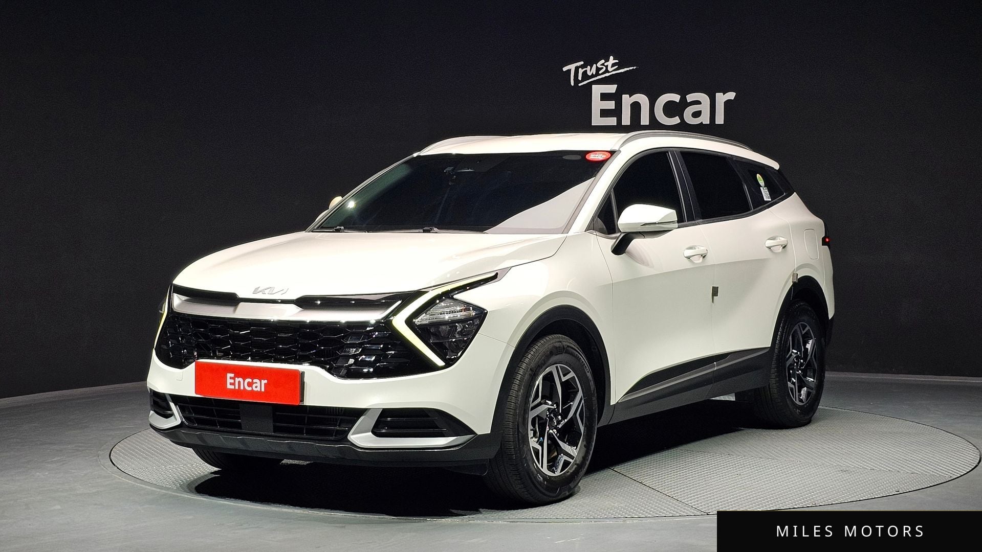 Kia Sportage 2022 — фото 1 из 12