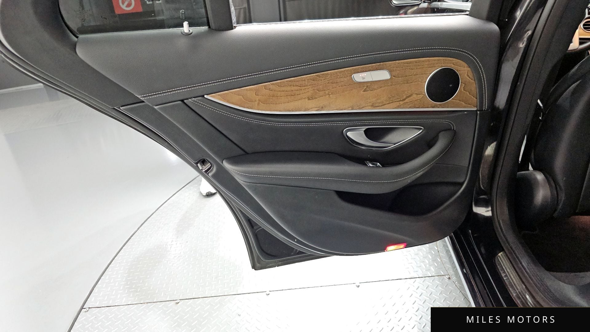 Mercedes-Benz E-클래스 W213 2019 — миниатюра 15