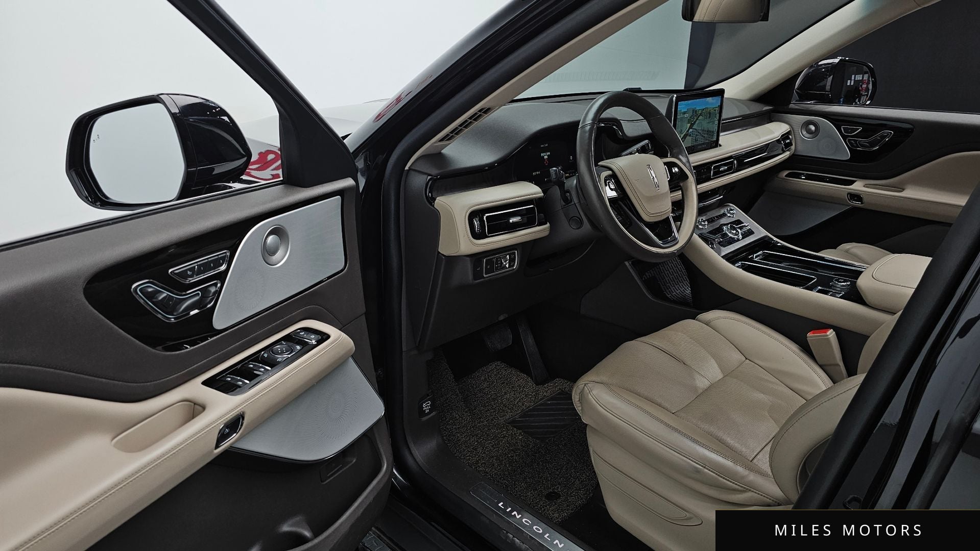 Lincoln Aviator 2021 — миниатюра 10