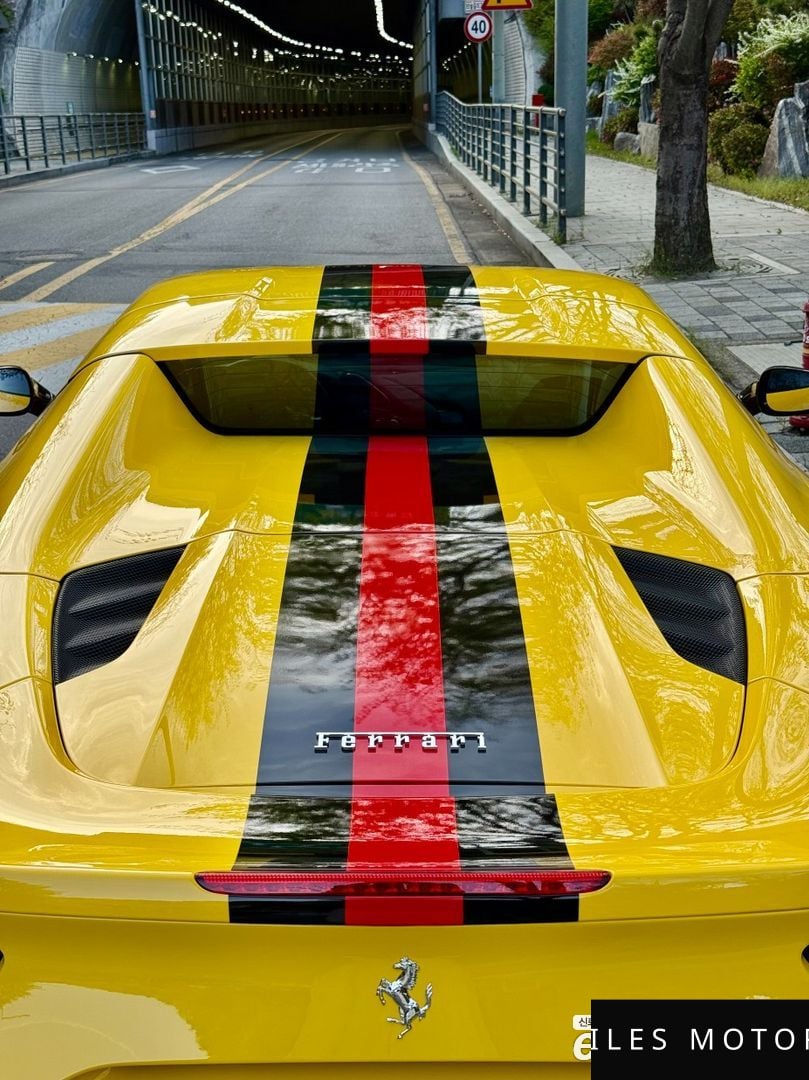 Ferrari 488 스파이더 2017 — миниатюра 20