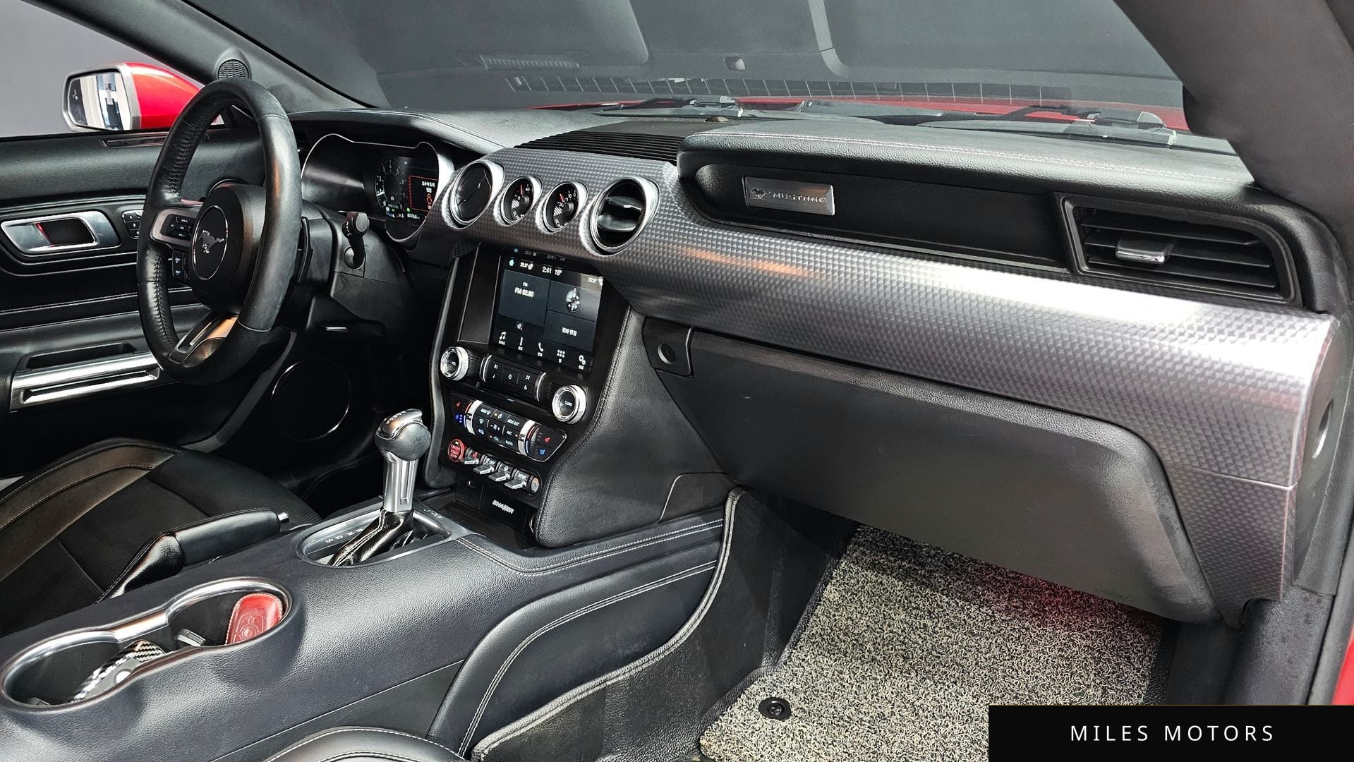 Ford Mustang 2018 — миниатюра 16