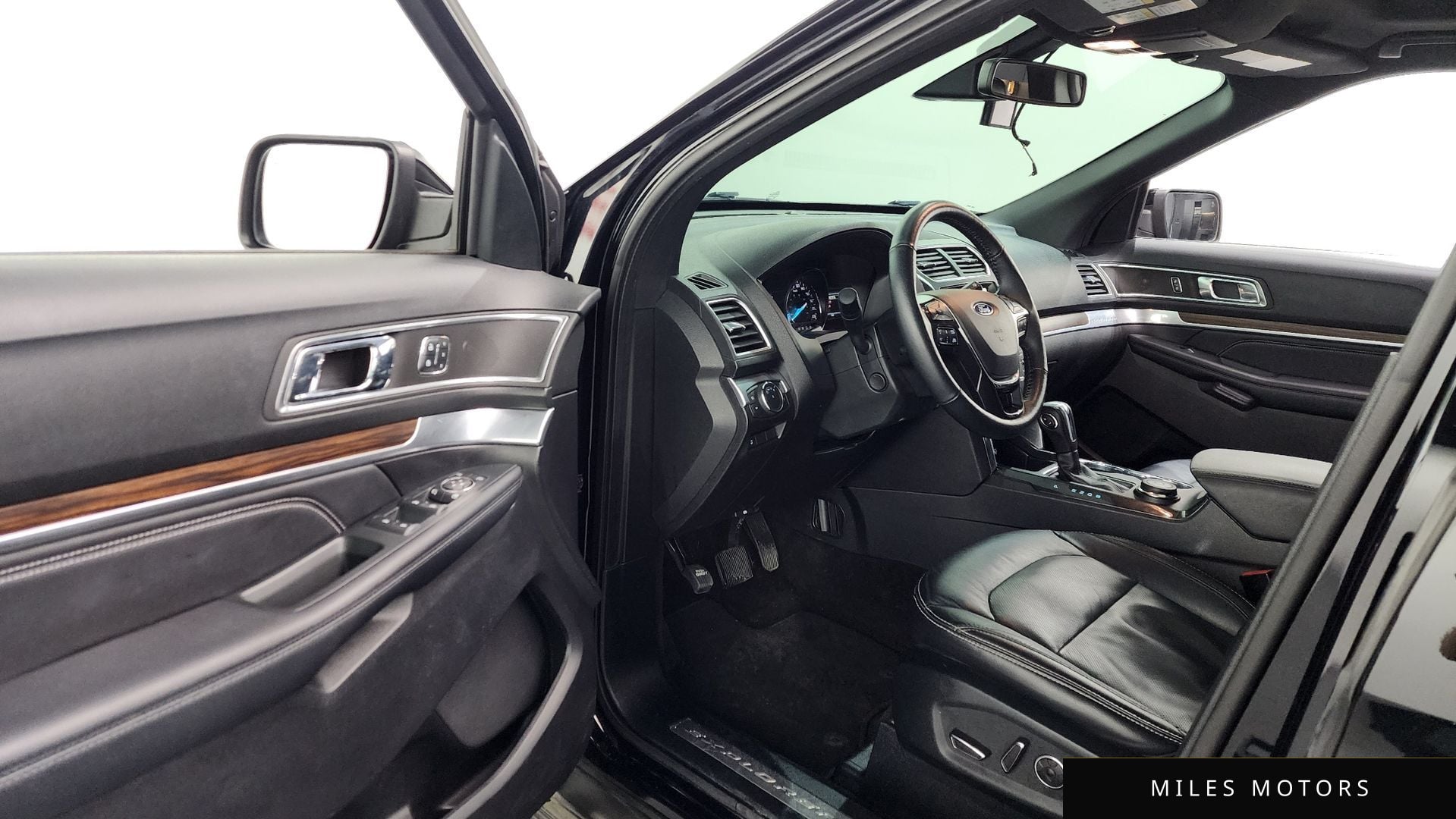 Ford Explorer 2018 — миниатюра 10