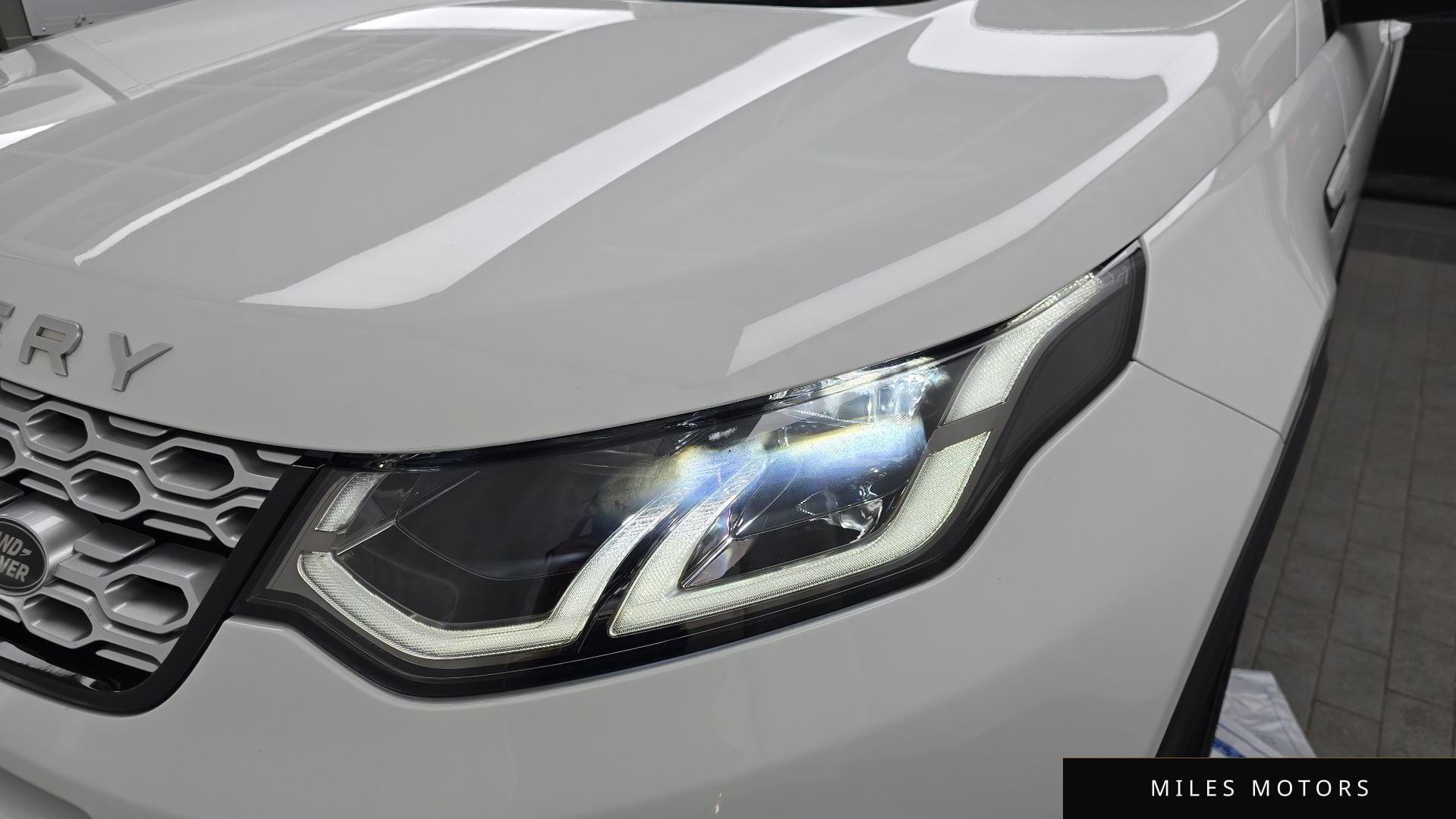 Land Rover Discovery Sport 2021 — миниатюра 8