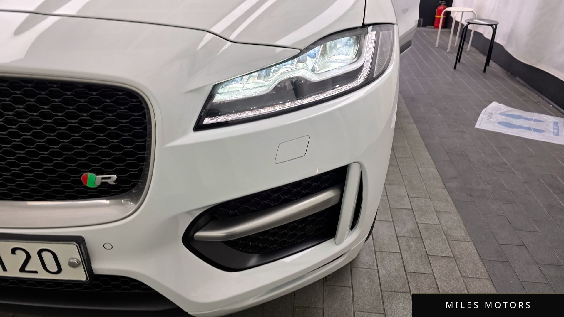 Jaguar F-PACE 2019 — миниатюра 8