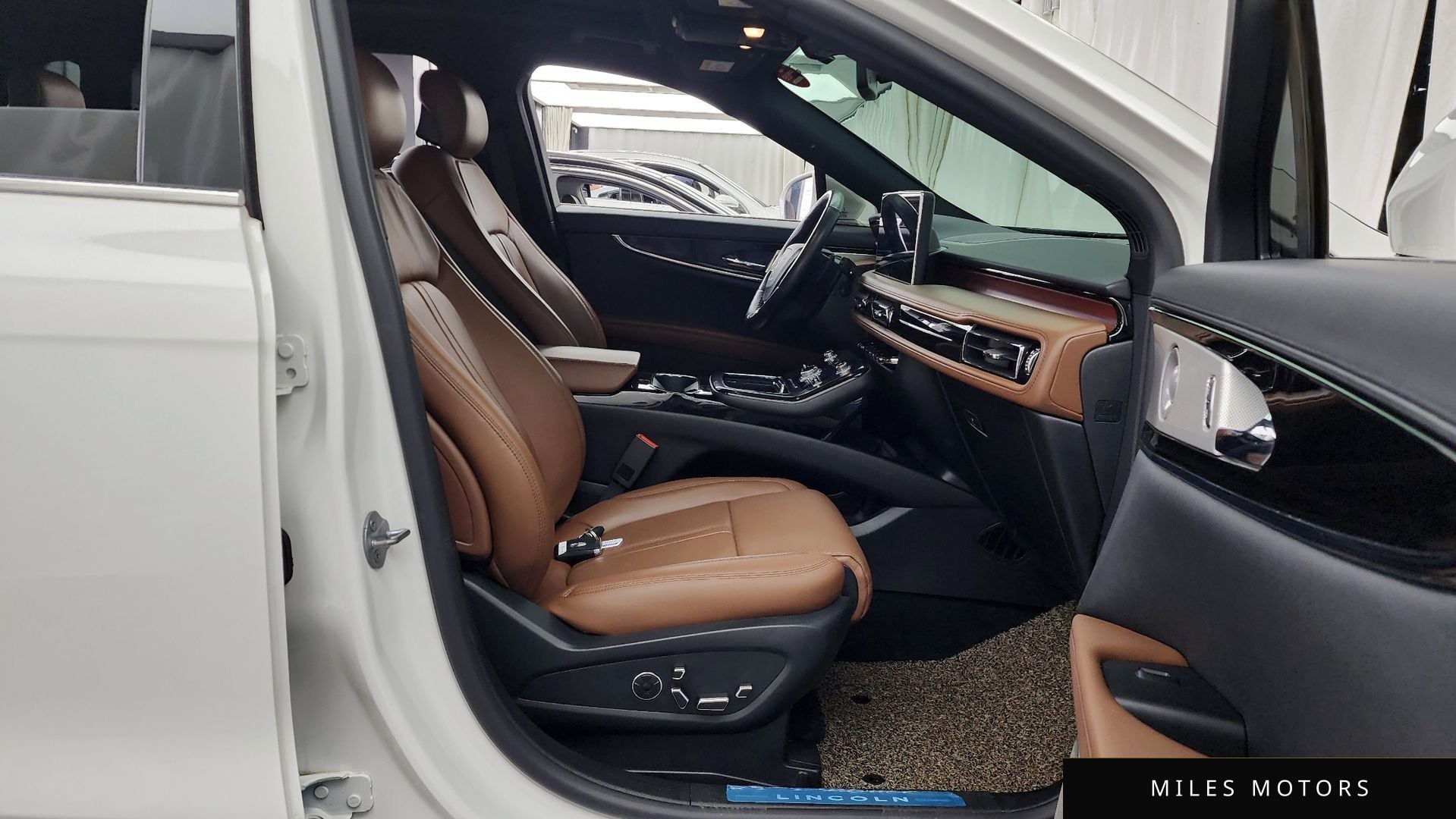 Lincoln 노틸러스 2022 — миниатюра 17