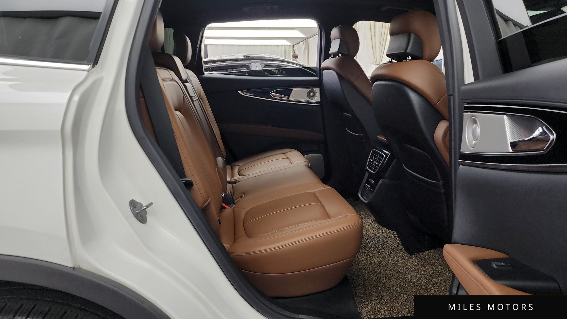 Lincoln 노틸러스 2022 — миниатюра 18